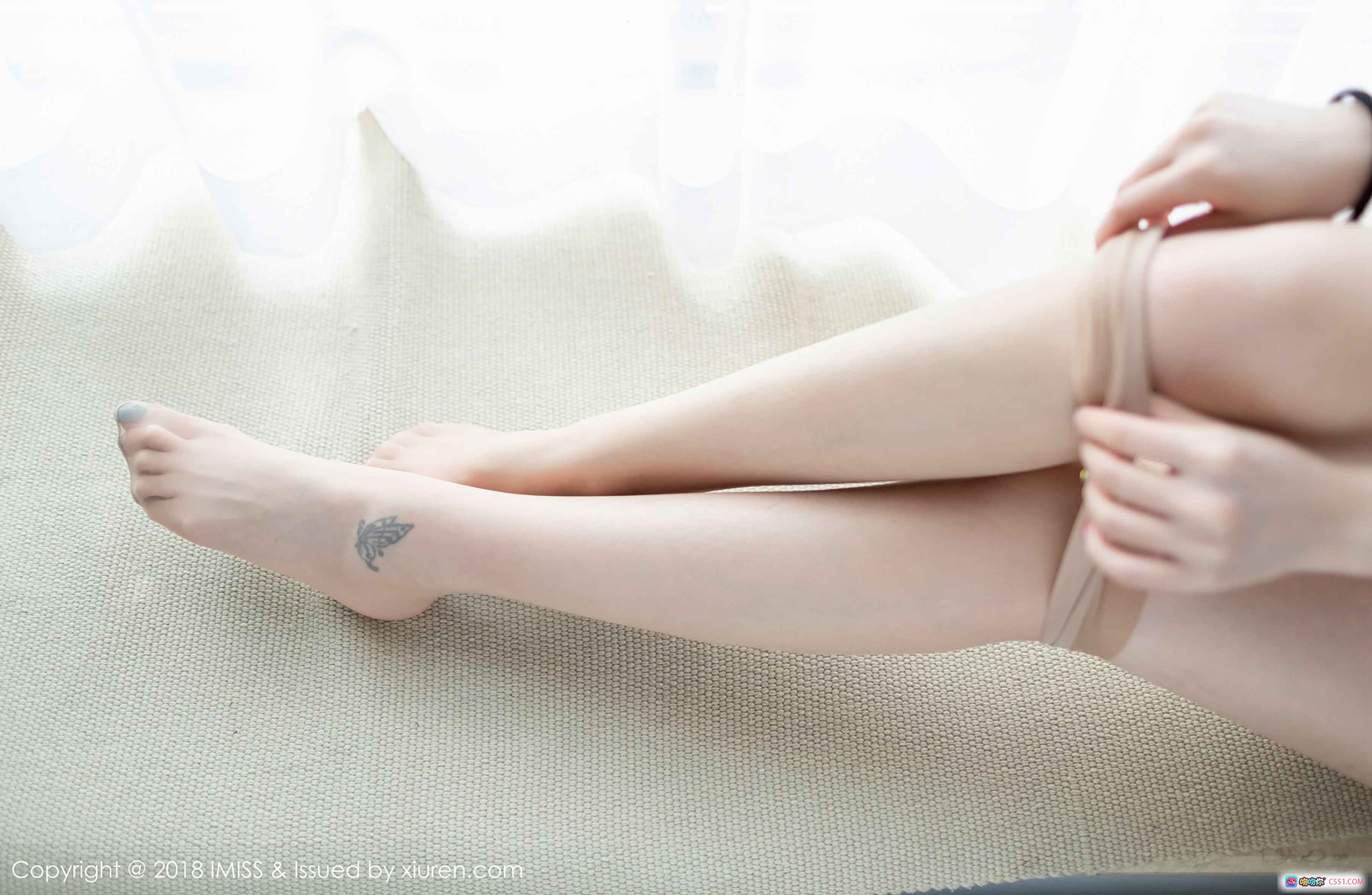 图片[8] - miya米雅粉色短袖居家写真 | 白色床品温柔躺卧 | 甜美笑容清新自然 | IMiss爱蜜社VOL.308精选美图 - 就要吻