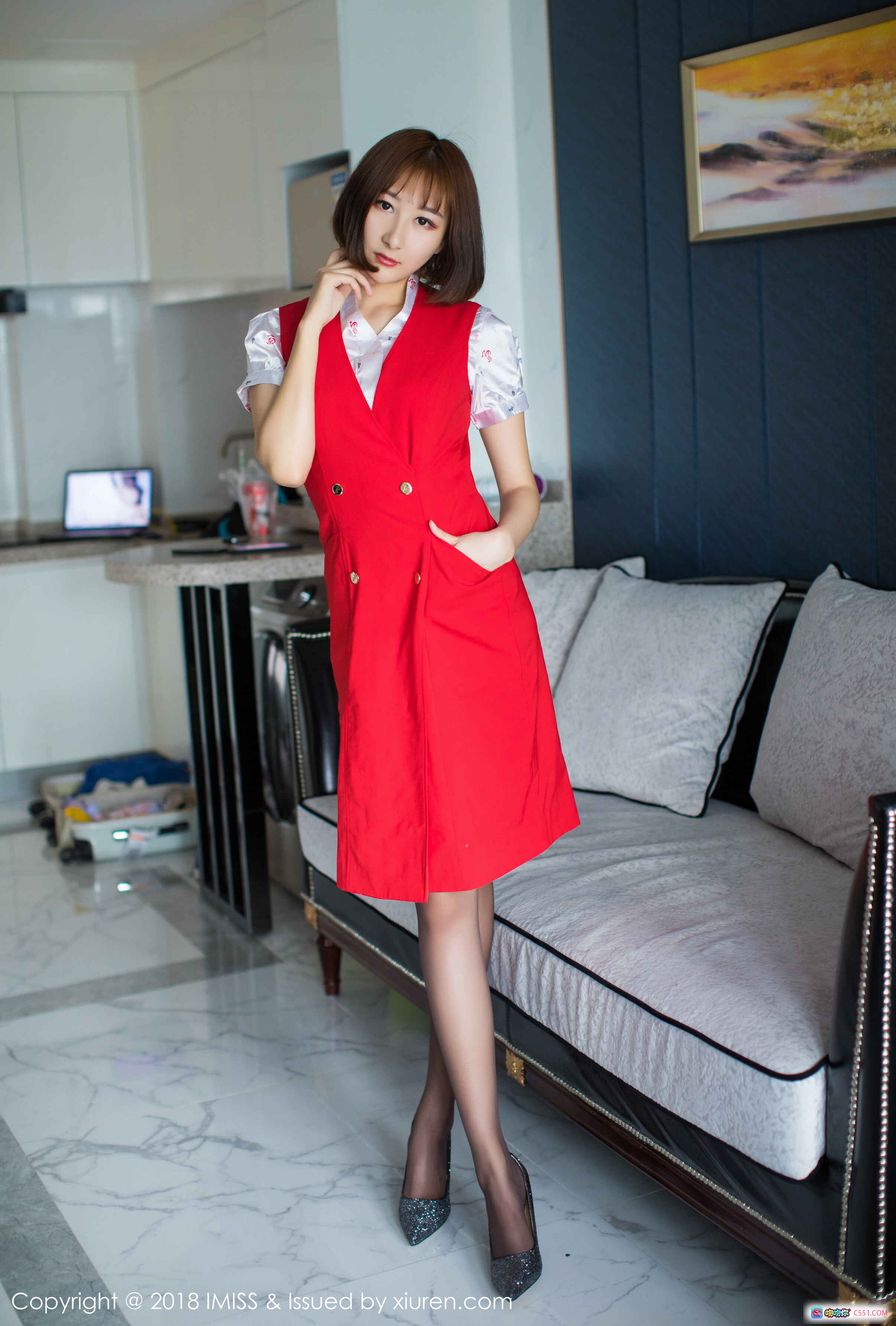 图片[10] - IMiss爱蜜社九尾ivy红裙白衬衫黑丝美腿居家写真 VOL.276 2018.08.14 - 就要吻