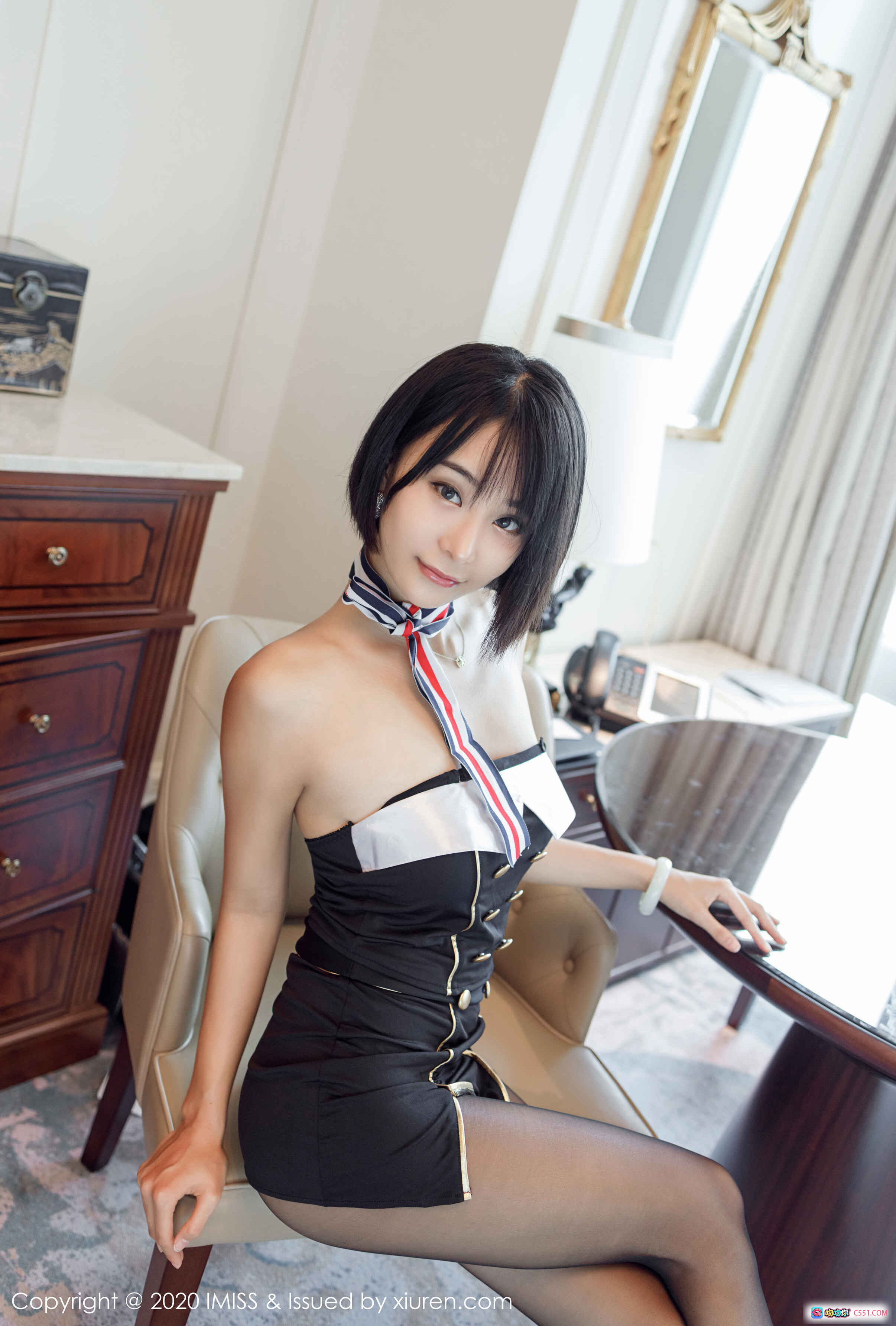 图片[4] - 蓝夏Akasha空姐制服写真 | 黑丝美腿 | 优雅持卡姿势 | IMiss爱蜜社2020年4月精选摄影 - 就要吻