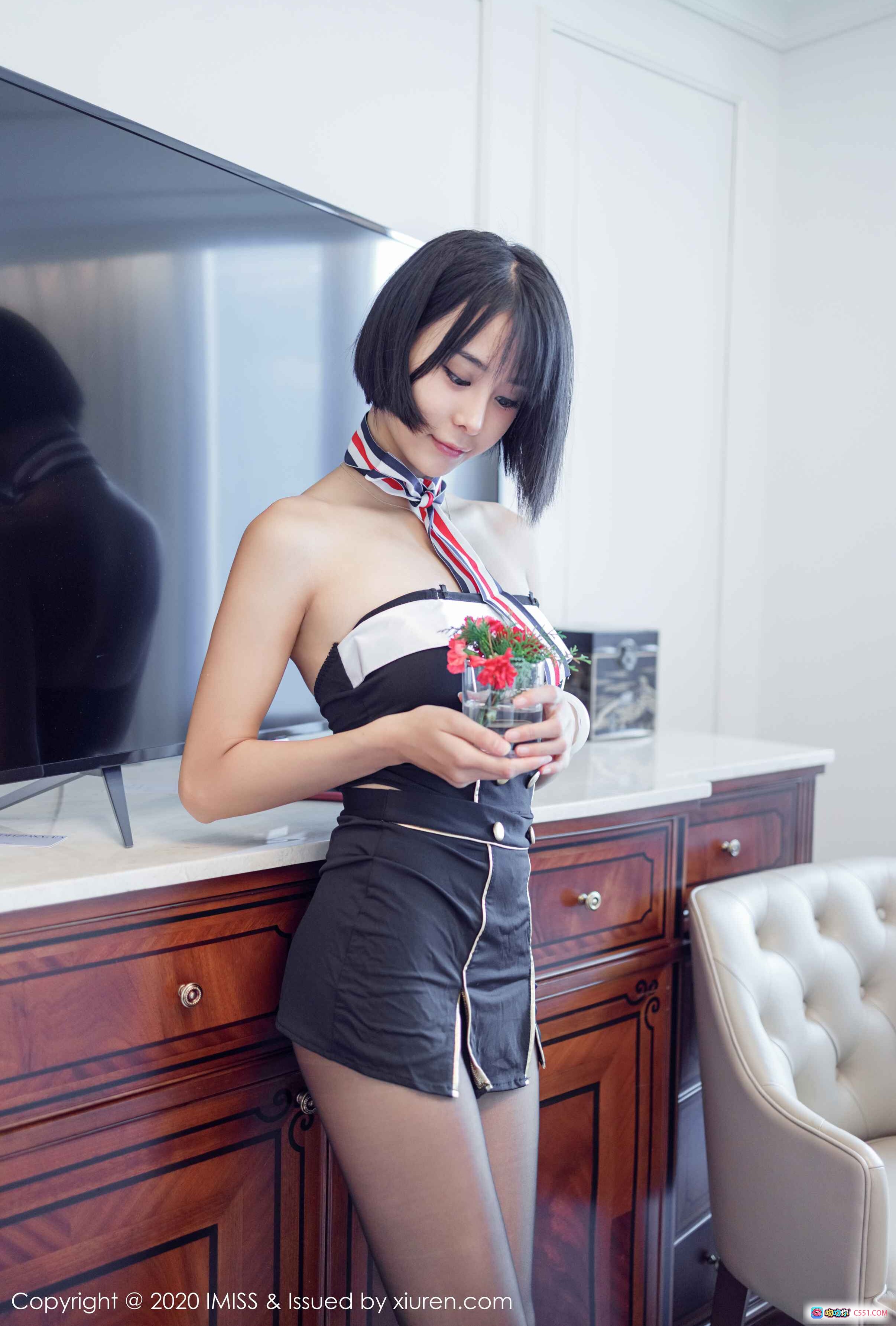 图片[9] - 蓝夏Akasha空姐制服写真 | 黑丝美腿 | 优雅持卡姿势 | IMiss爱蜜社2020年4月精选摄影 - 就要吻