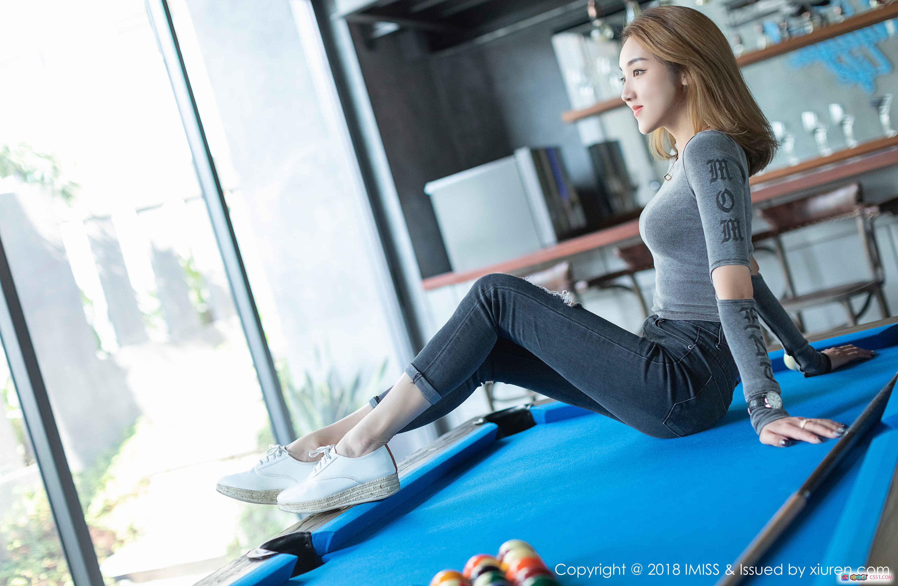 图片[8] - IMiss爱蜜社美琪Vicky白帽少女户外花丛写真清新自然甜美风格2018年10月Vol.295高清摄影图集 - 就要吻