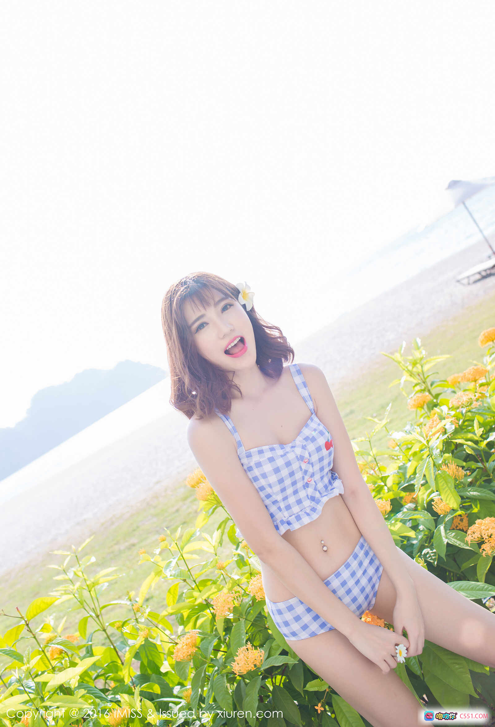 图片[10] - Sandy陈天扬条纹比基尼浴室镜前自拍写真 | IMiss爱蜜社2016性感泳装美图 - 就要吻