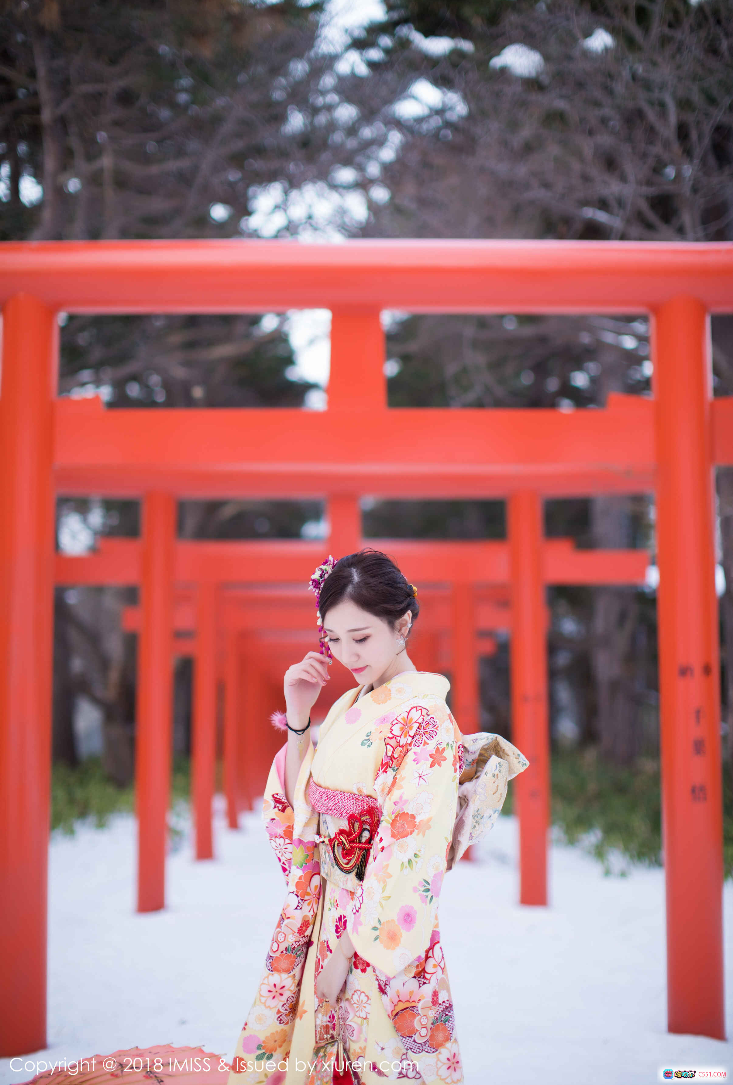 图片[2] - IMiss爱蜜社2018.05.23 VOL.242 淼淼萌萌哒 白色蕾丝内衣 性感写真 床上私房照 窗边柔光美拍 长发女神 优雅姿态 精致配饰 无视频高清图集 - 就要吻