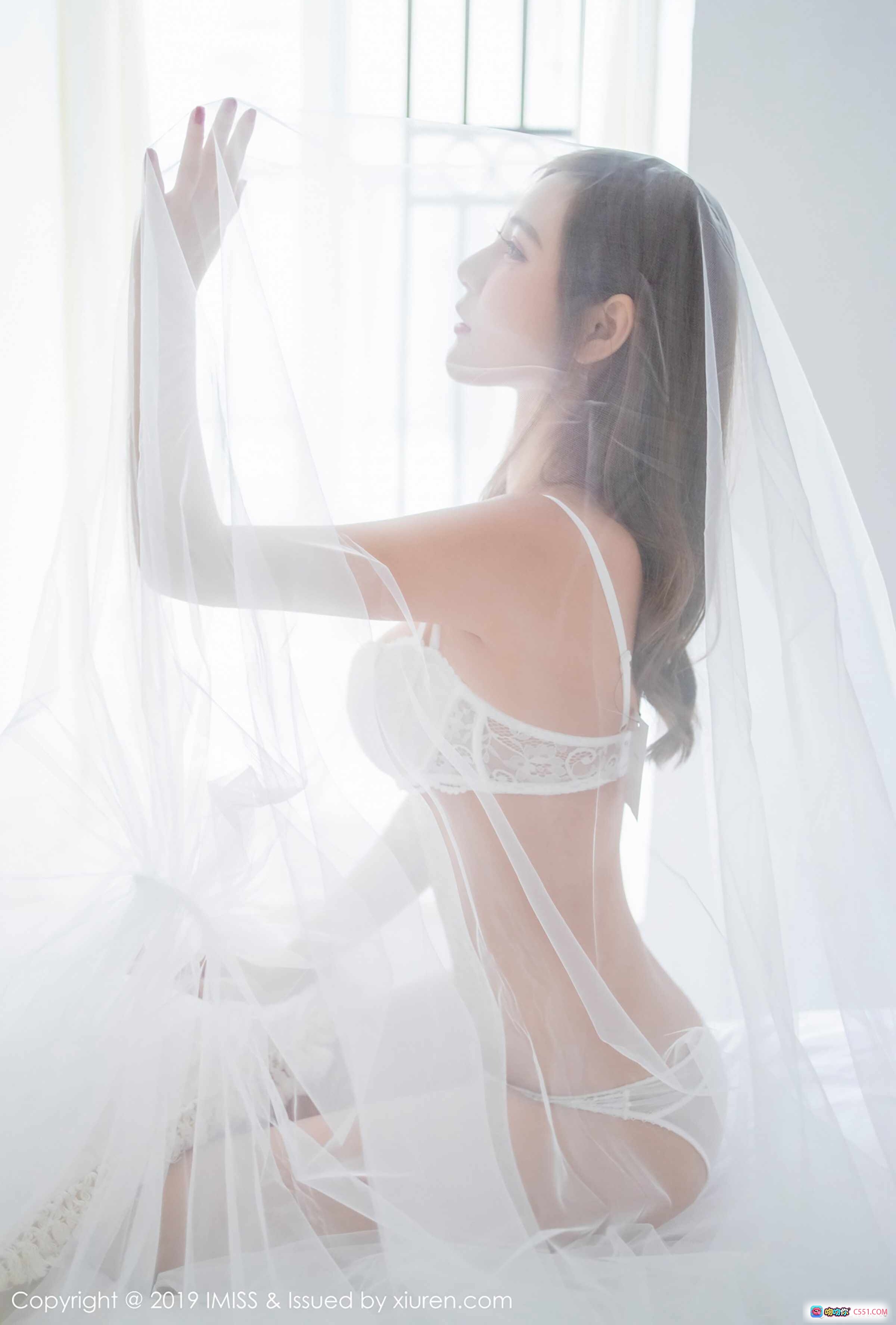 图片[10] - IMiss爱蜜社2019.03.27 VOL334 Cccil 黑色内衣丝袜美腿写真 白床纯欲风性感私房照 - 就要吻