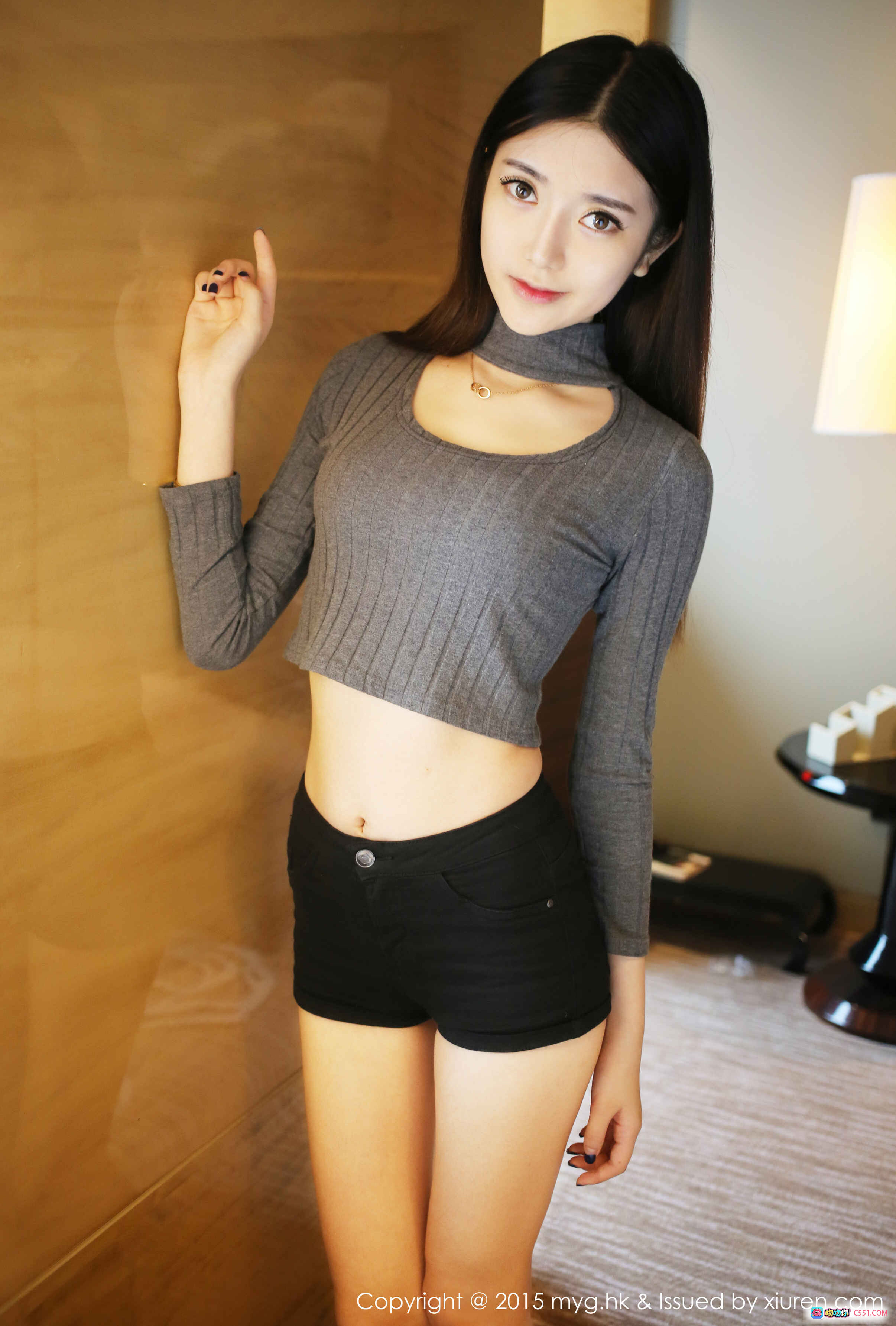 图片[7] - 于小小姐Momo 灰色高领露脐针织上衣 黑色短裤 性感写真 2015美媛馆Vol.119 - 就要吻