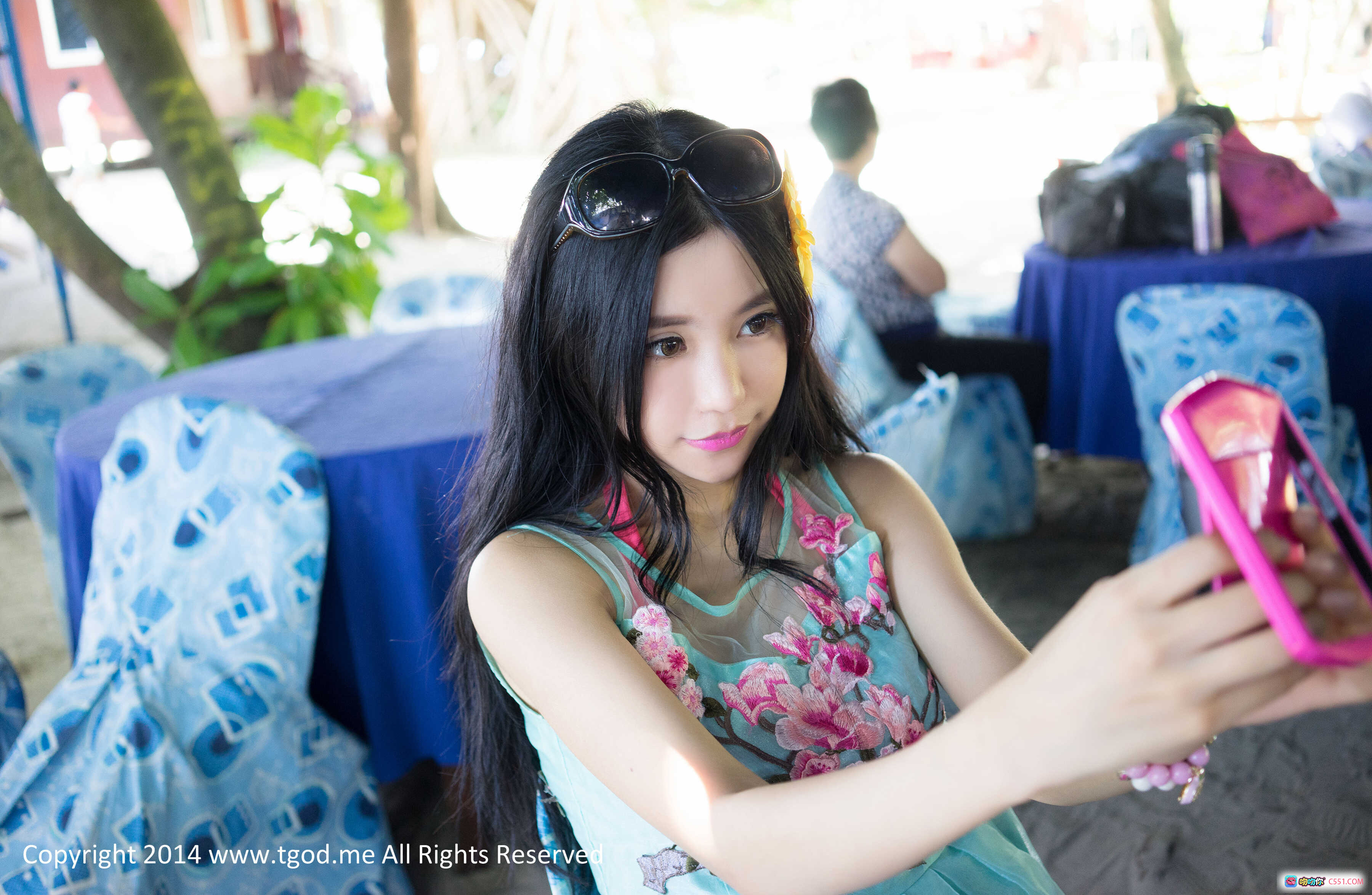 图片[10] - 沙滩仙子绮里嘉Ula沙巴旅拍比基尼白衬衫飘逸草帽蓝天碧海写真 - 就要吻