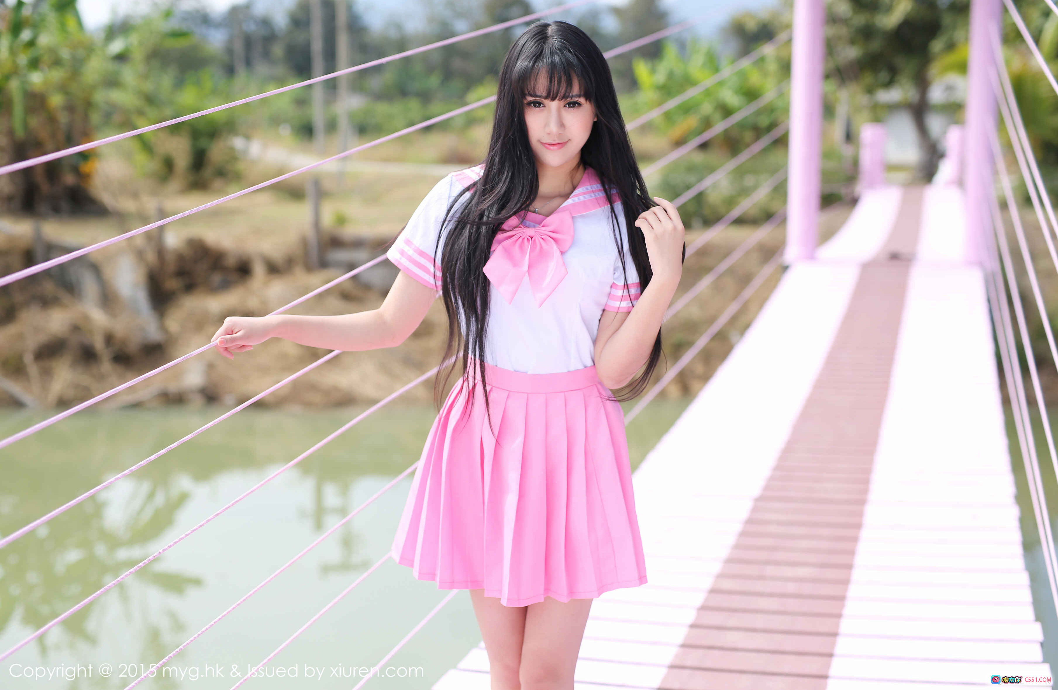 图片[7] - 杨晓青儿粉色水手服写真 | MyGirl美媛馆2015 Vol.099 | 清新校园风少女外拍 | 桥上自然光人像摄影 - 就要吻