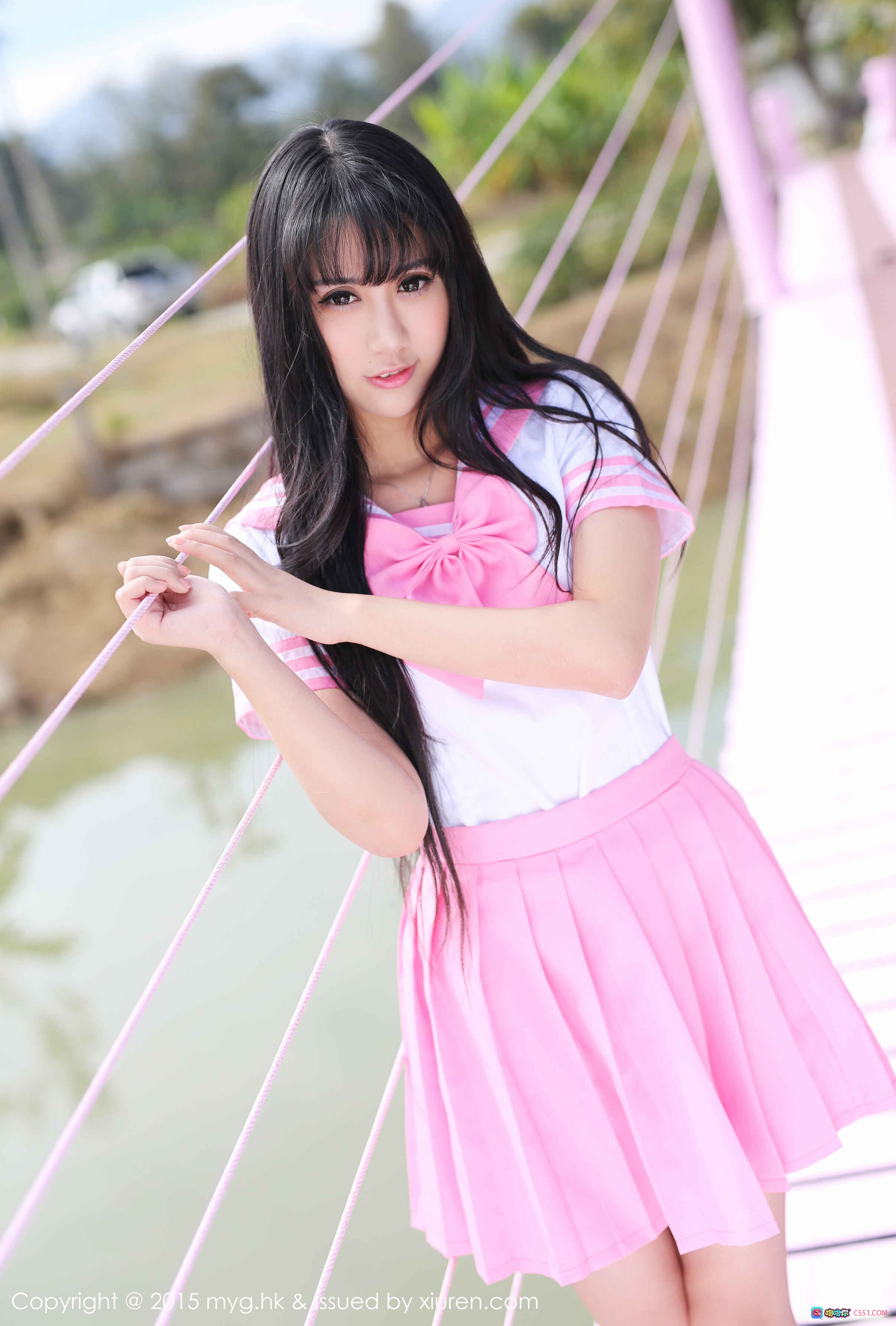 图片[8] - 杨晓青儿粉色水手服写真 | MyGirl美媛馆2015 Vol.099 | 清新校园风少女外拍 | 桥上自然光人像摄影 - 就要吻
