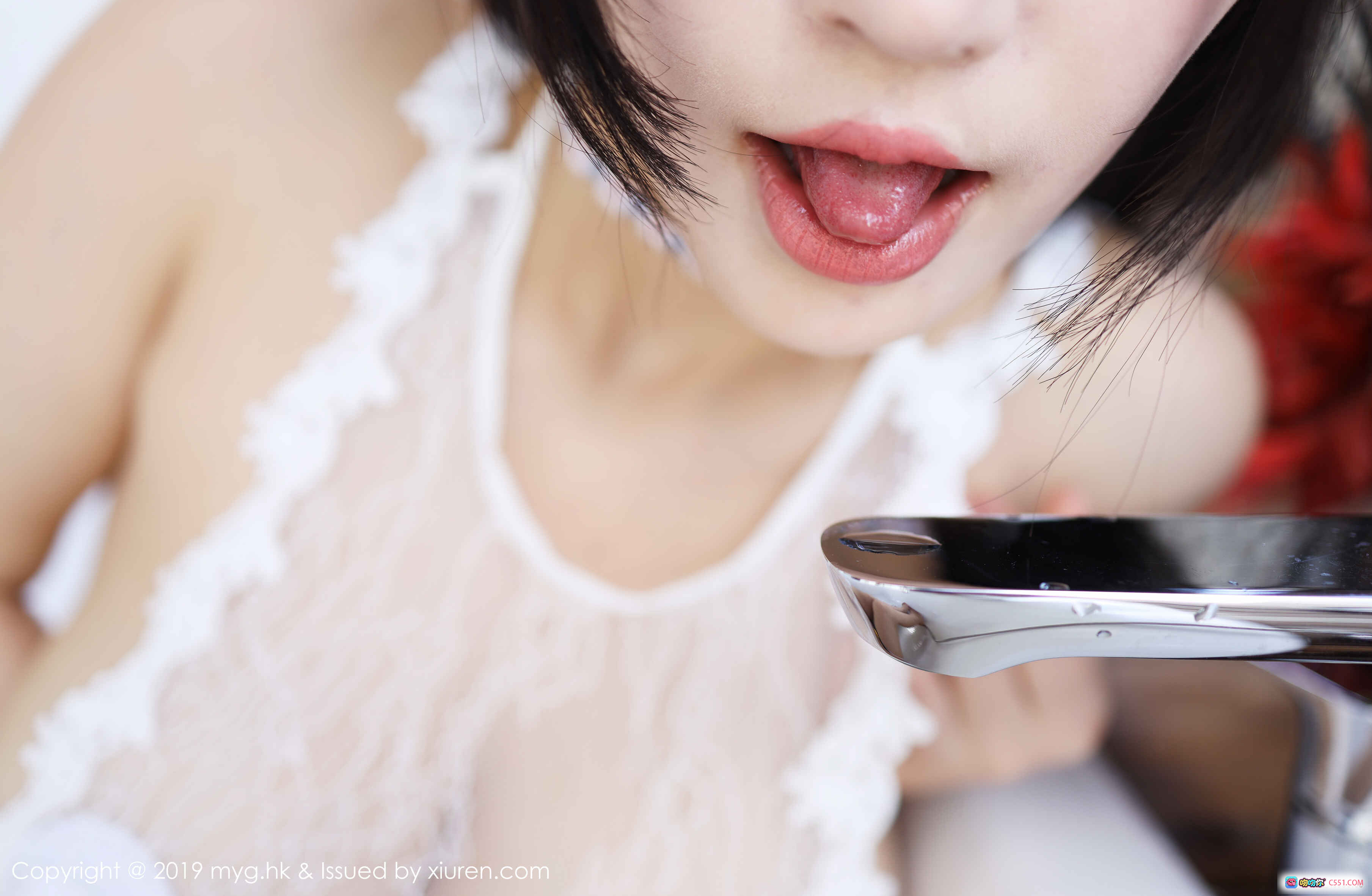 图片[5] - MyGirl美媛馆朱可儿2019.11.22 Vol.409 白色蕾丝内衣性感写真 草棚木屋温泉边私房美拍 81张高清图集 - 就要吻