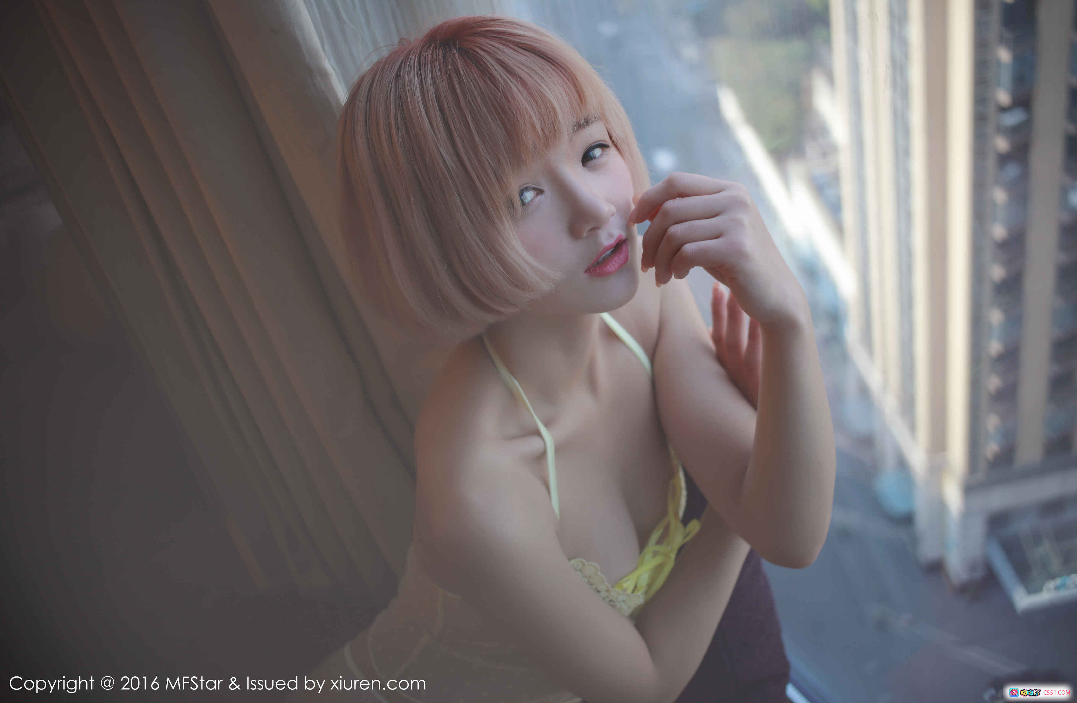 图片[7] - MFStar模范学院悦爷妖精写真 2016.12.12 Vol.082 红色内衣短发少女窗边私房美拍 - 就要吻