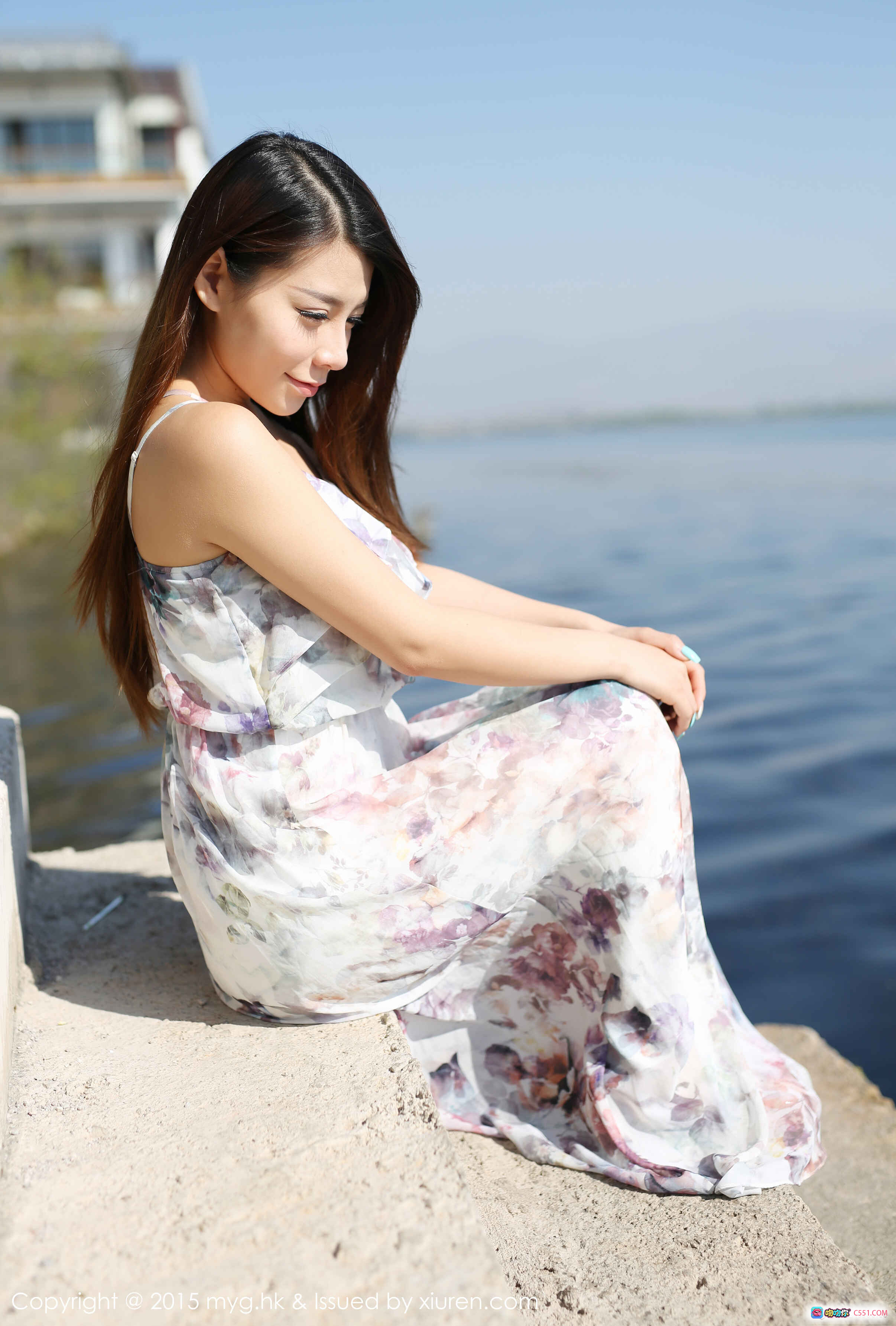 图片[3] - MyGirl美媛馆2015.03.23 Vol.106 vetiver嘉宝贝儿清新写真 木质甲板花裙少女阳光侧颜温柔气质摄影图集 - 就要吻