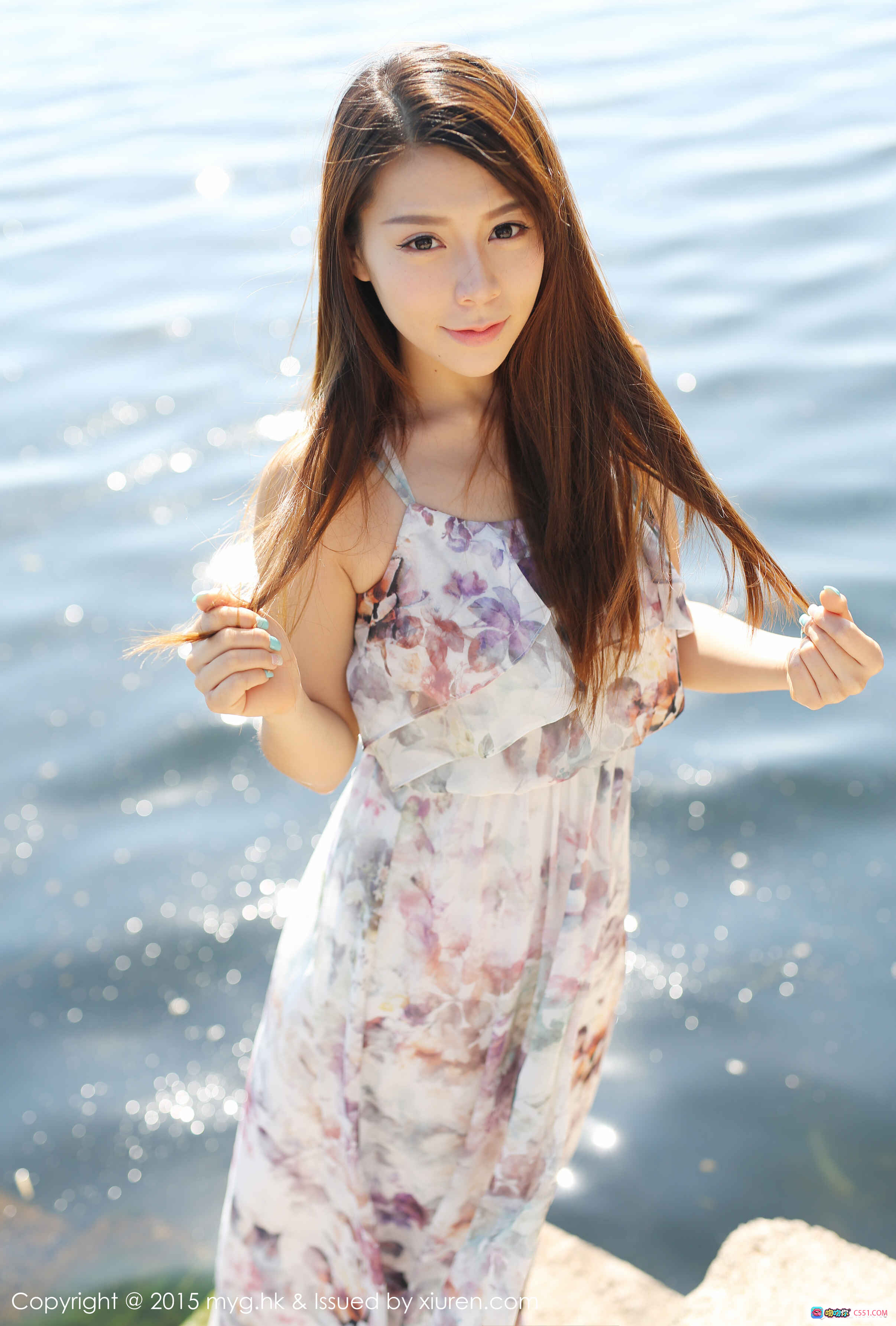 图片[6] - MyGirl美媛馆2015.03.23 Vol.106 vetiver嘉宝贝儿清新写真 木质甲板花裙少女阳光侧颜温柔气质摄影图集 - 就要吻