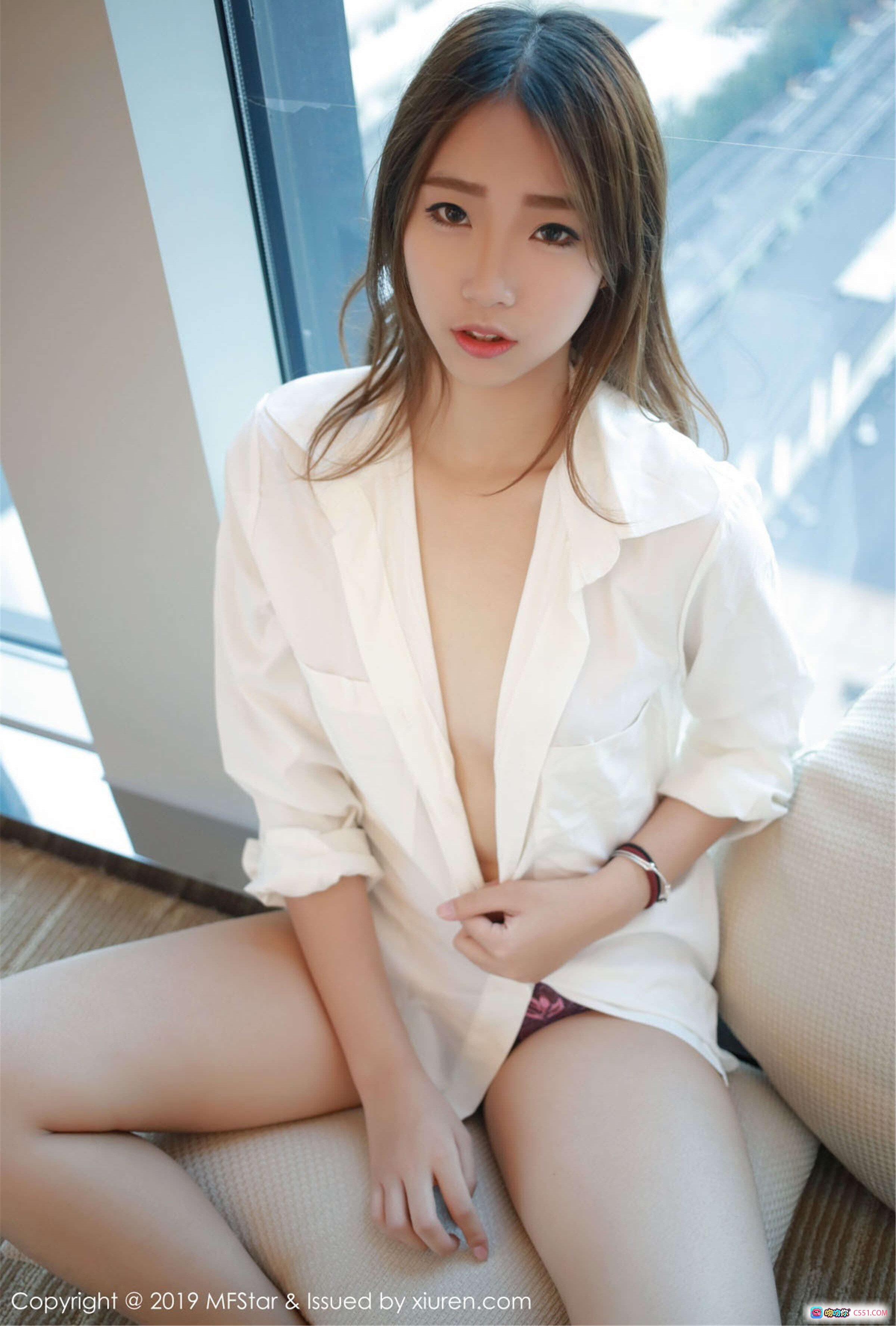 图片[3] - MFStar模范学院宝儿fox性感写真 – 白衬衫红内衣美腿私房照 2019 Vol.198 - 就要吻
