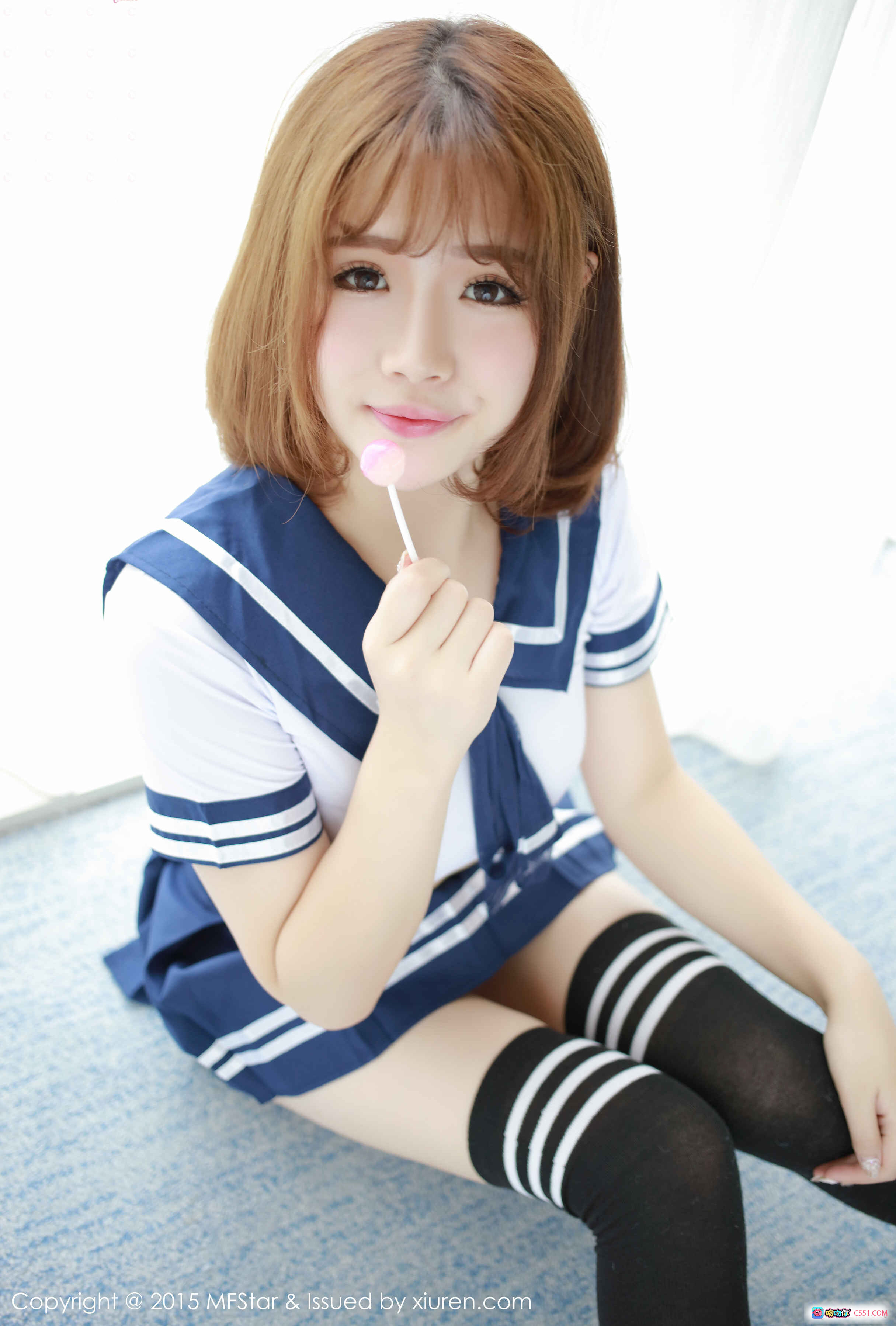 图片[8] - 徐cake海军风制服写真｜短发少女黑丝袜甜心糖果拍摄｜MFStar模范学院Vol.020高清图集 - 就要吻