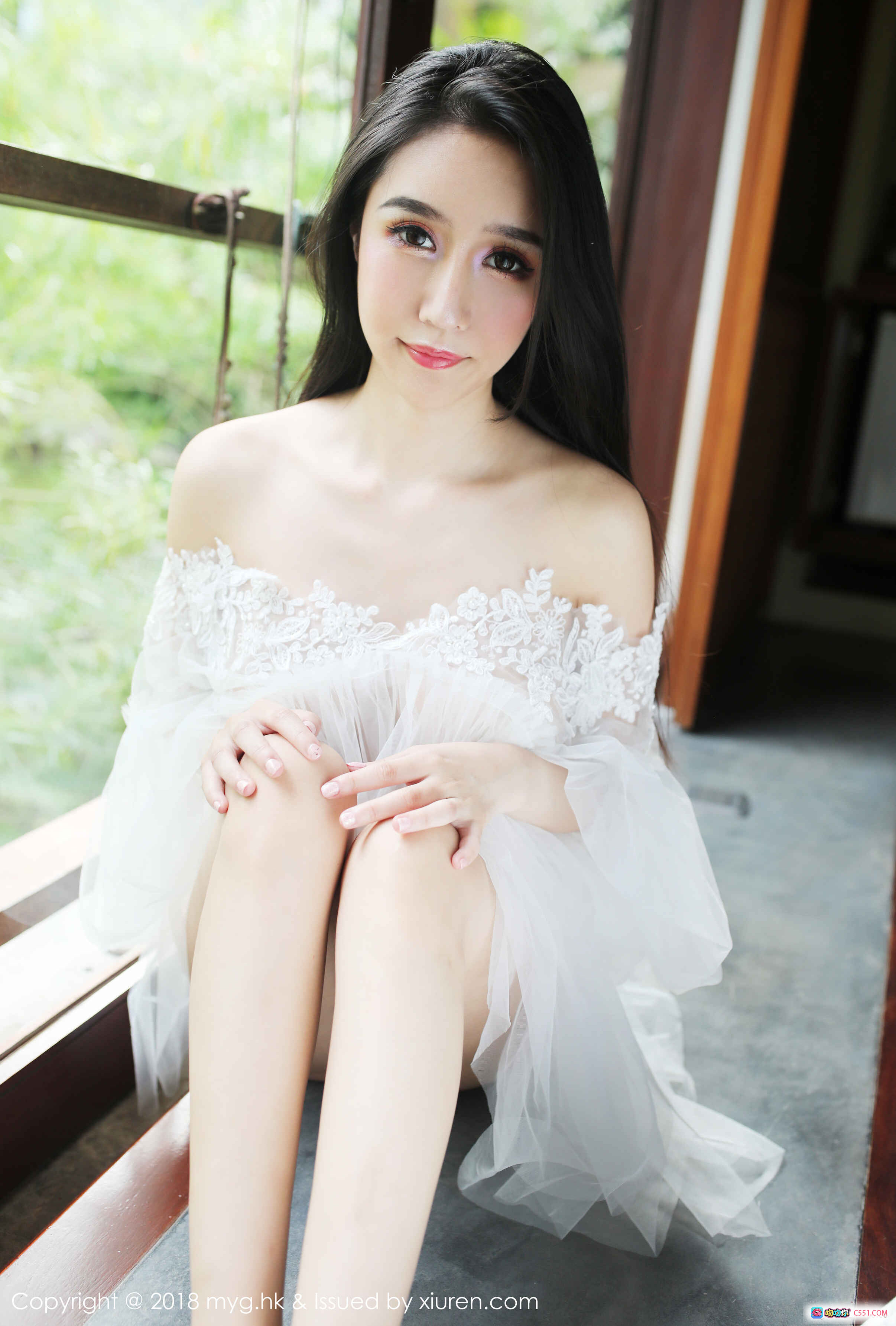 图片[5] - 于大乔白色蕾丝露肩裙写真 | MyGirl美媛馆Vol.281清新自然窗边私房美照 - 就要吻