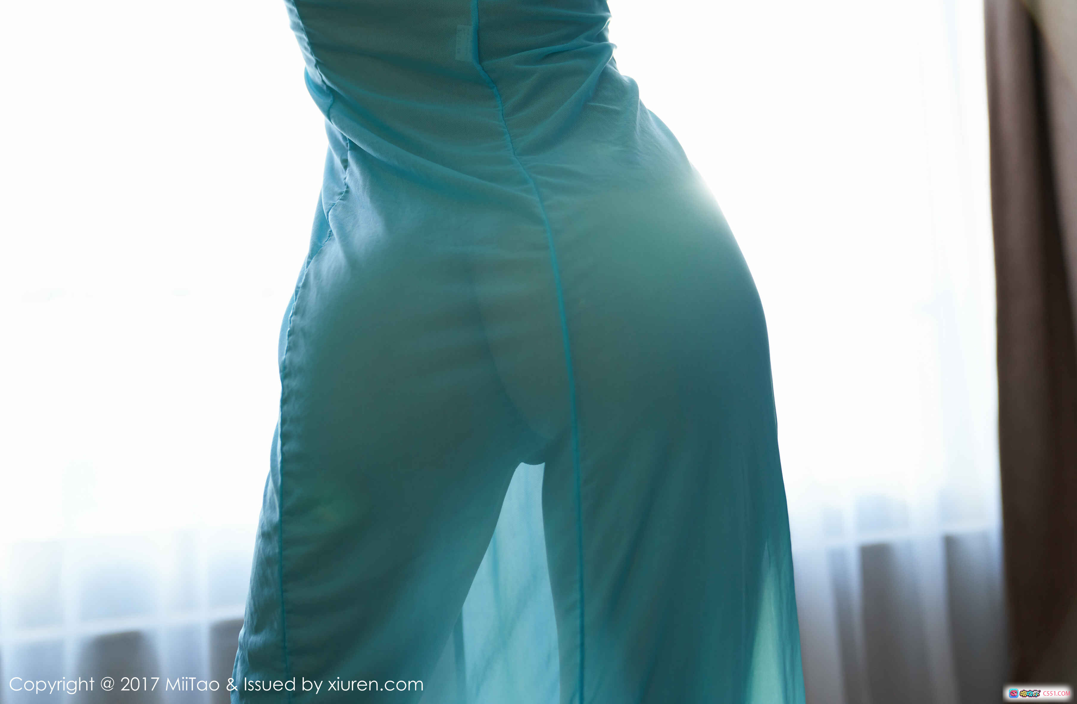 图片[9] - 283785李颖诗性感写真｜蓝色绑带连体衣+黑高跟｜蜜桃社2017 Vol.088｜私房美腿诱惑 - 就要吻