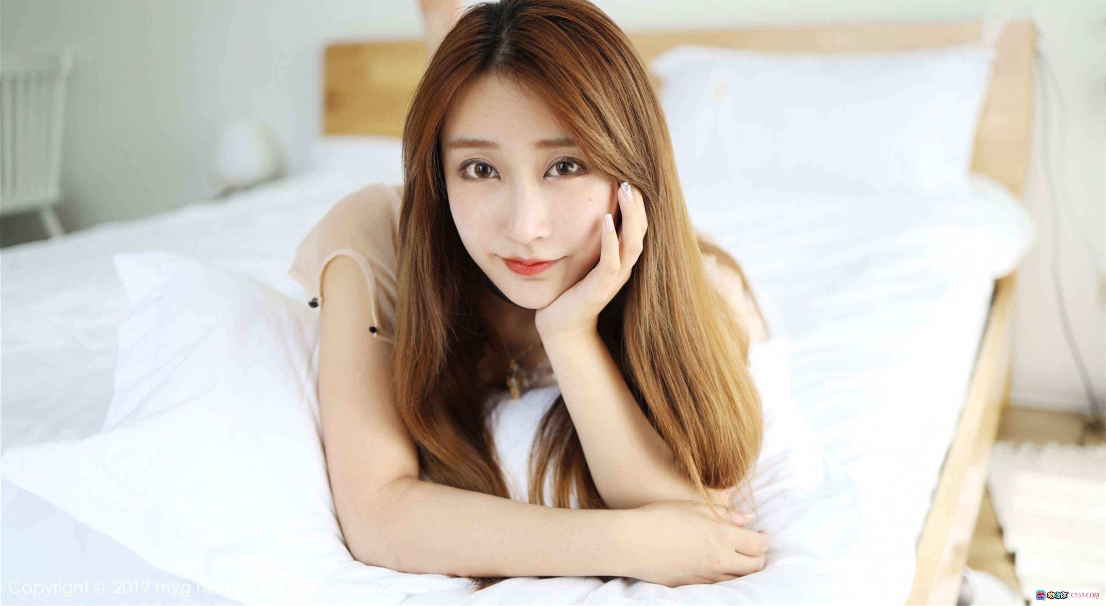 奈美nana甜美写真 | MyGirl美媛馆2019.07.26 Vol.375 | 清新卧室私房照 | 长发少女温柔凝视 | 白床单自然光氛围感 - 就要吻