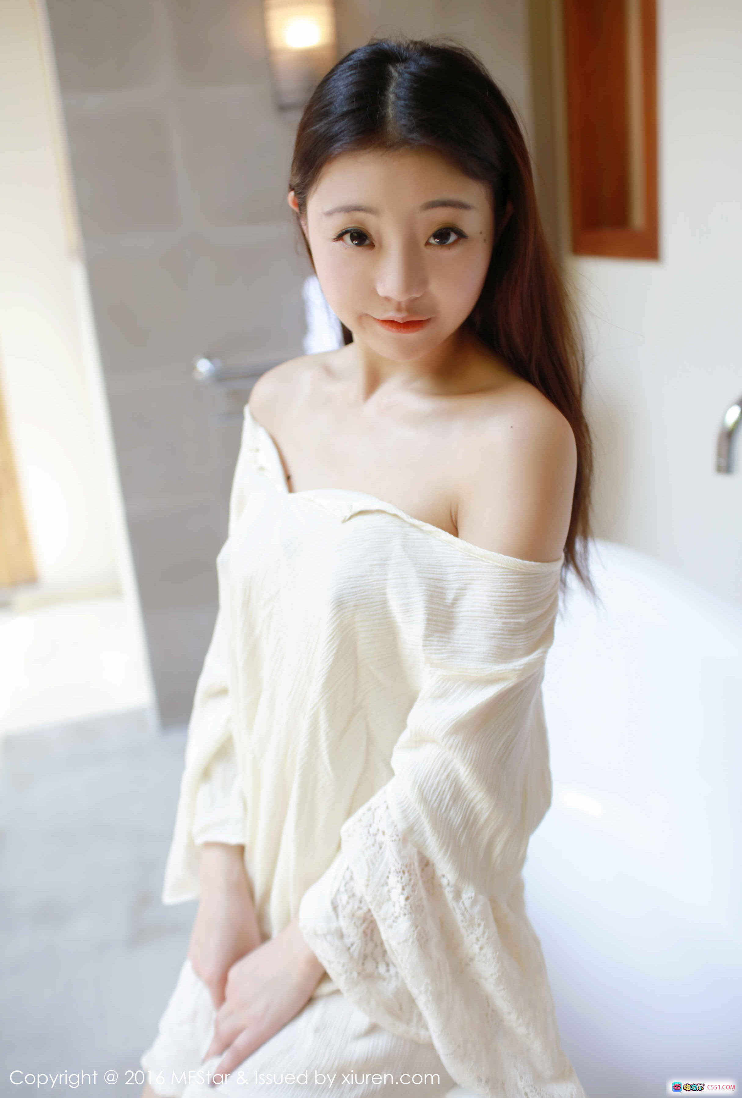 图片[2] - MFStar模范学院佘贝拉bella白色蕾丝长袖写真 2016年9月30日Vol.072 清新自然户外竹篱背景 53张高清美图 - 就要吻