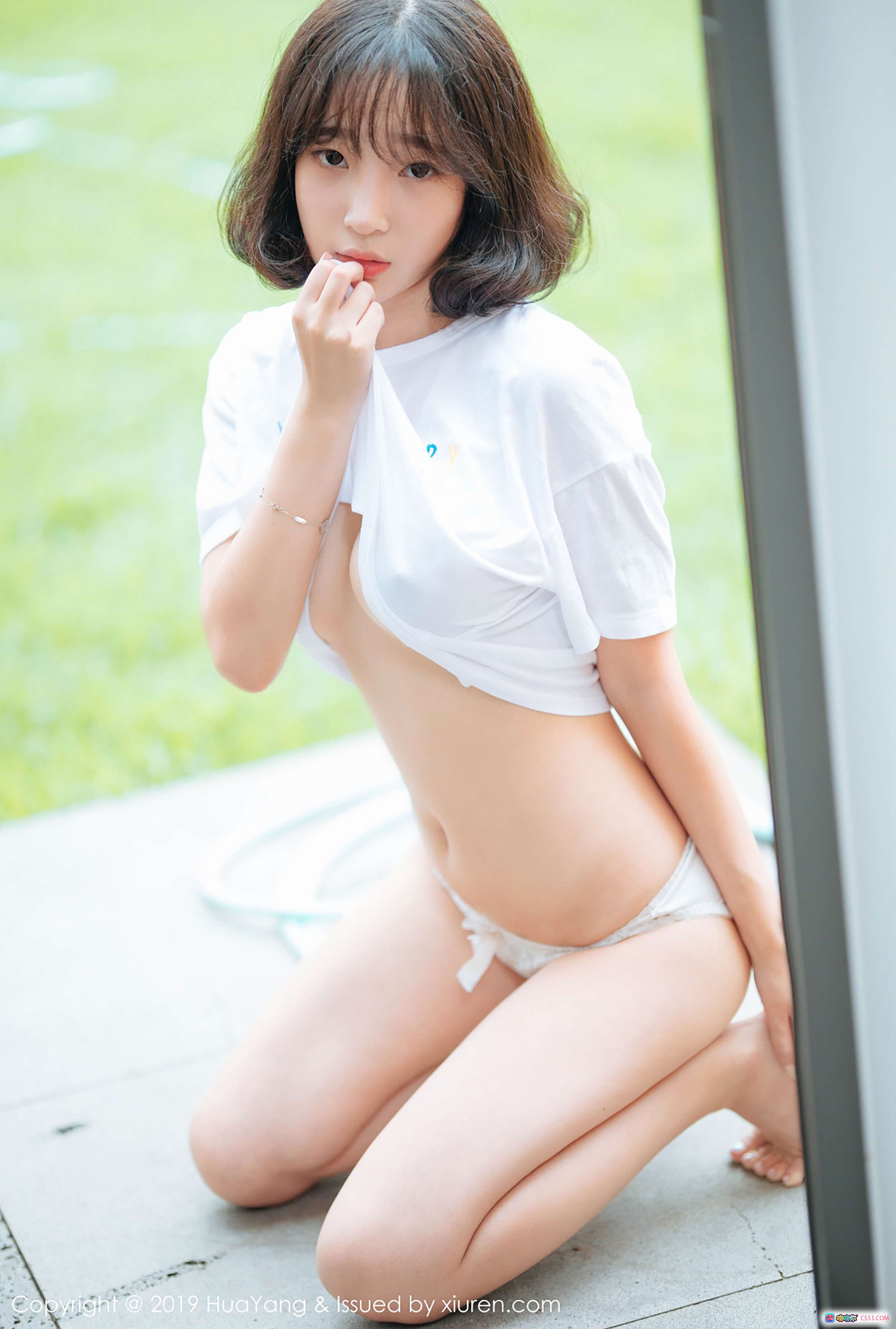 图片[4] - HuaYang花漾2019.01.16 Vol.109卿卿写真 白T恤蕾丝内裤窗边性感私房美图 45+1P高清摄影 - 就要吻