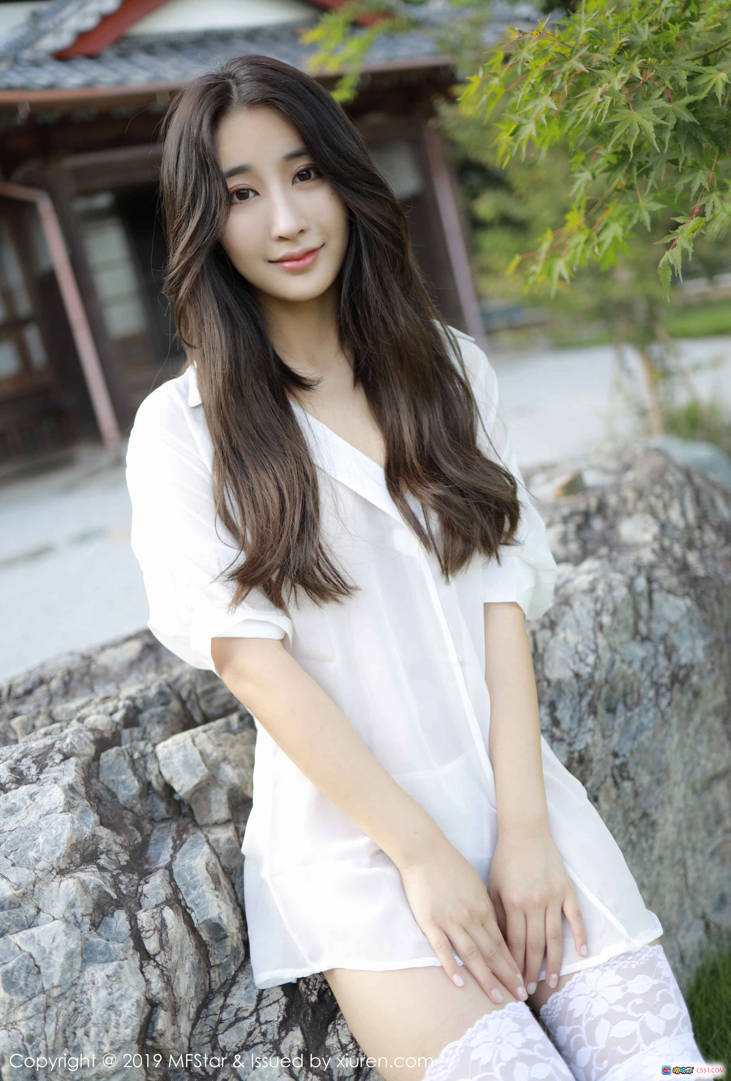 图片[3] - MFStar模范学院Vol.219 Betty林子欣 白衬衫蕾丝袜户外写真 2019年10月11日清新自然风美腿性感照 - 就要吻