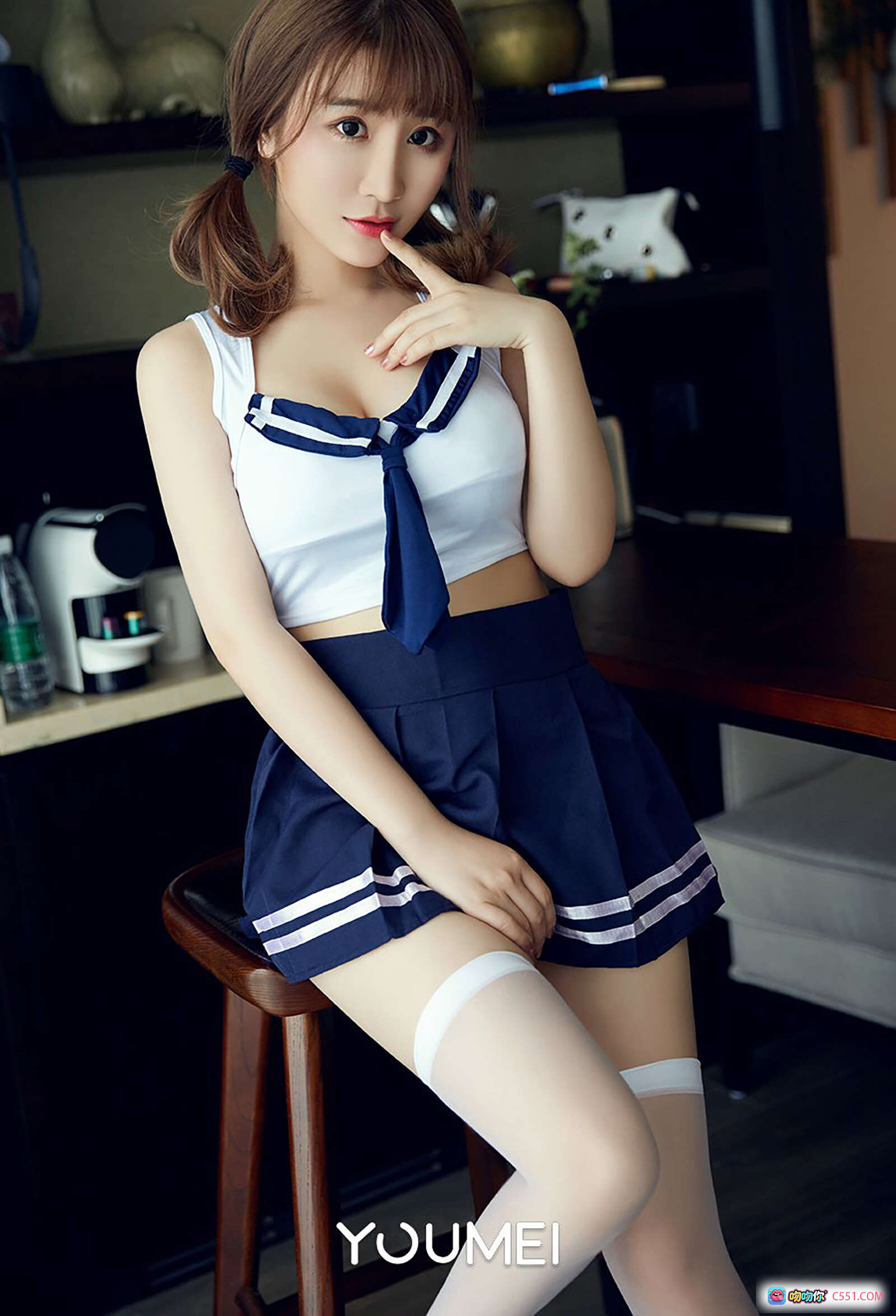 图片[5] - YouMei尤美2018.10.16 VOL.066 学妹绯月樱Cherry情窦初开写真 窗边白背心黑蕾丝内裤性感美臀少女风 - 就要吻