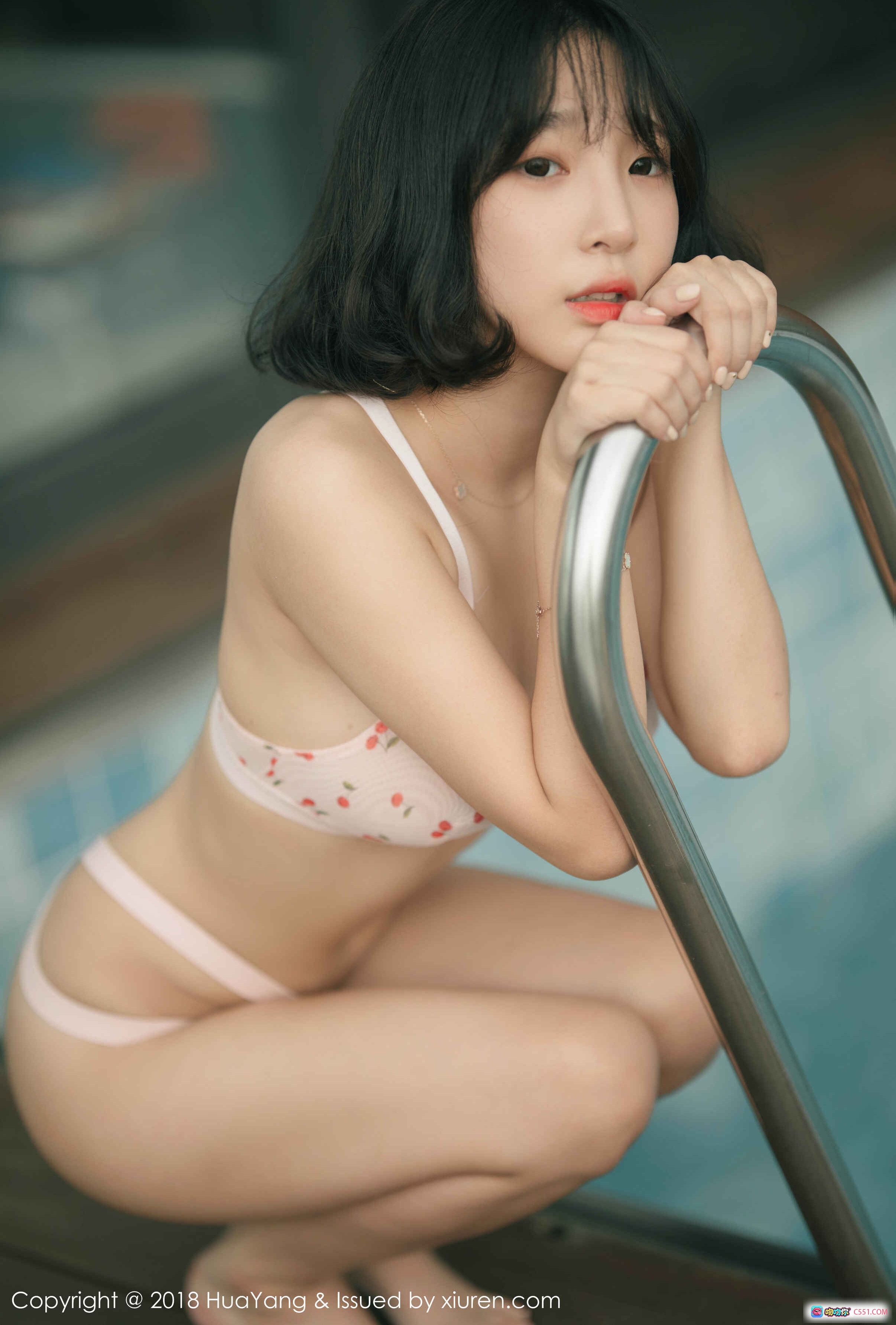 图片[9] - HuaYang花漾2018.09.26 Vol.085卿卿红比基尼海边岩石写真性感美胸翘臀45P高清图集 - 就要吻