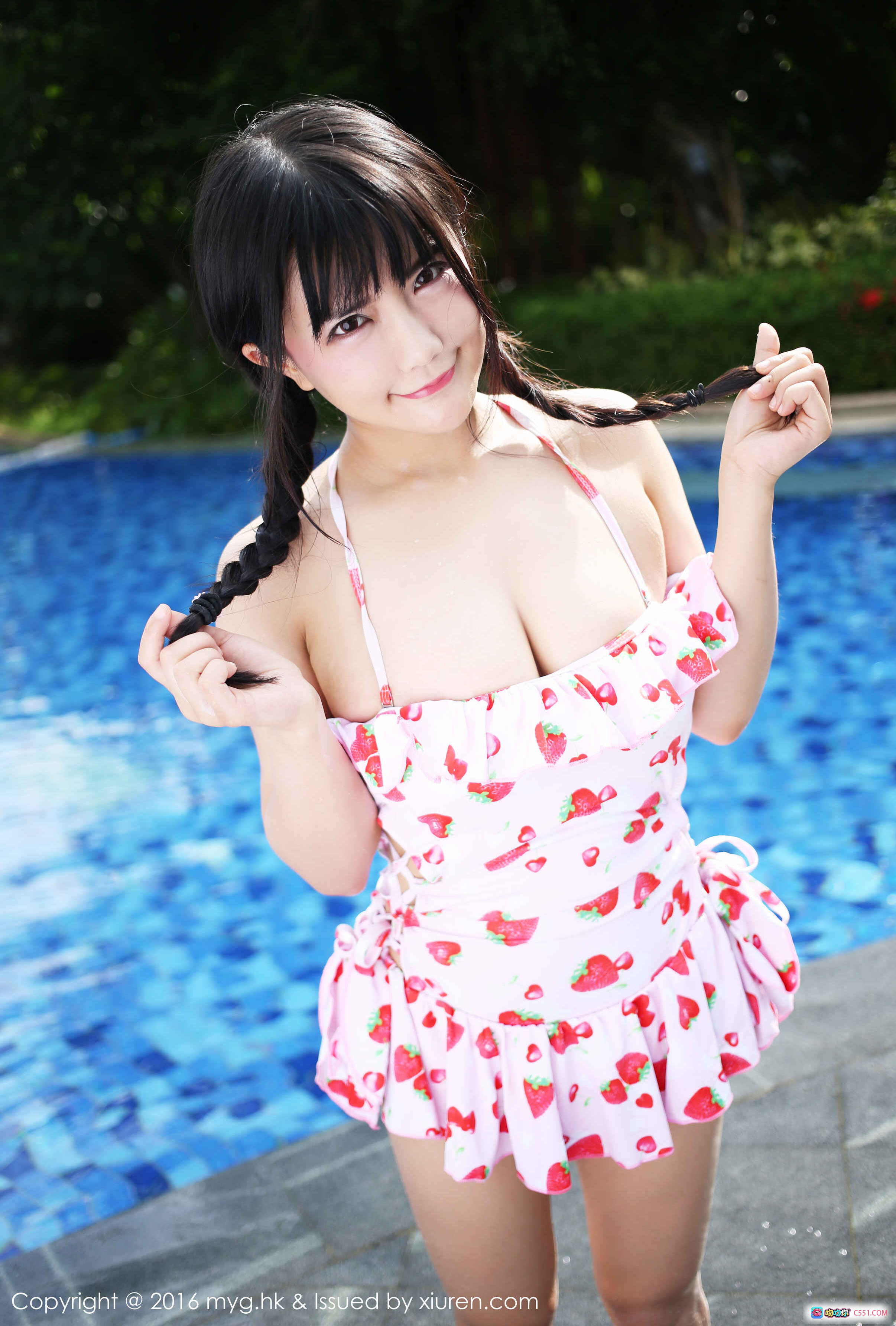 图片[9] - 崔乖艺泳池写真 | 粉色草莓比基尼 | 双马尾少女 | MyGirl美媛馆Vol.230 | 2016高清摄影 - 就要吻