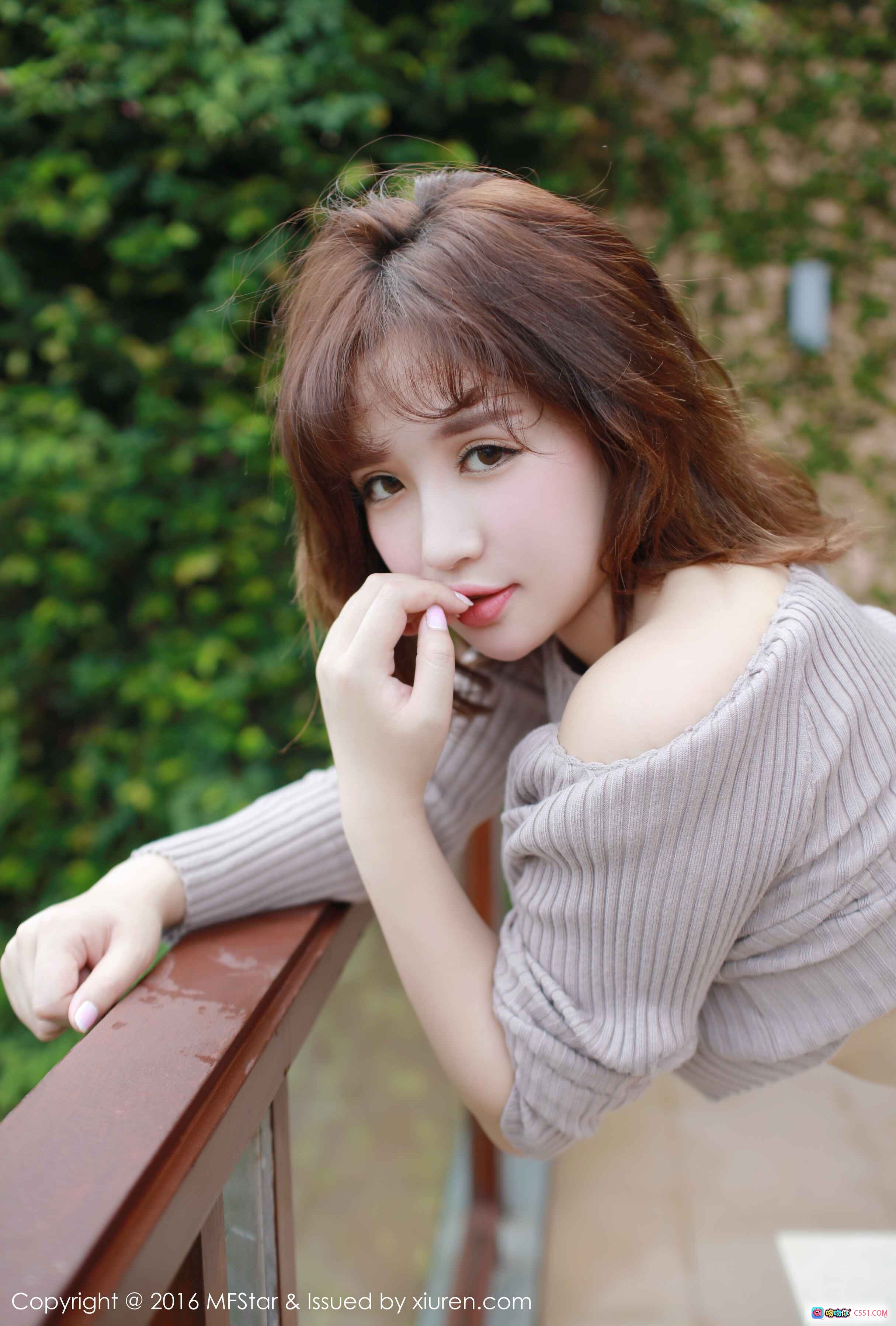 图片[8] - 徐cake粉色蕾丝内衣写真｜MFStar模范学院Vol.059｜2016年性感私房床照｜高清50P美图 - 就要吻