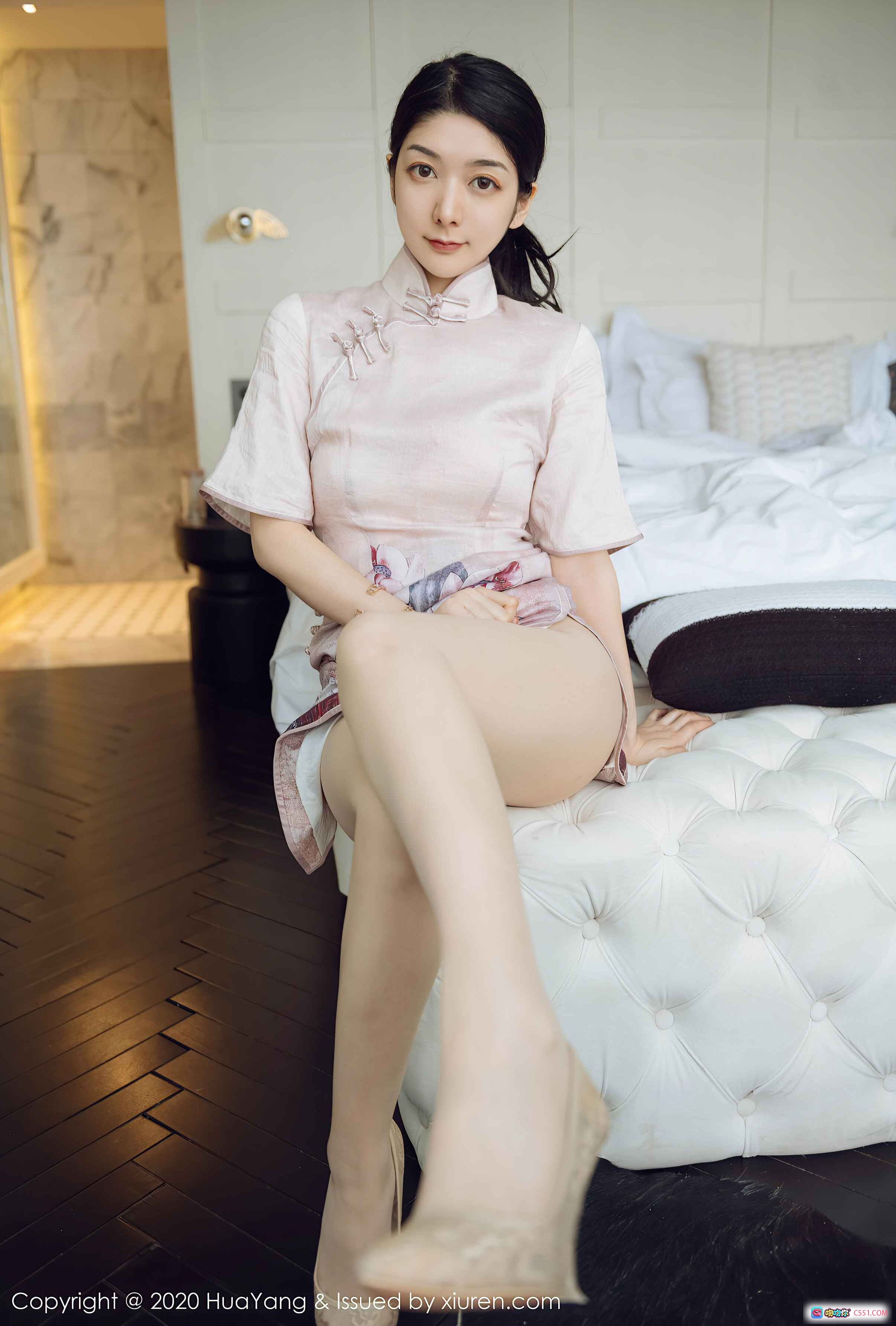 图片[5] - HuaYang花漾2020.09.07 Vol.285 Angela小热巴 绿色吊带裙海边露台写真 高跟美腿优雅姿态 - 就要吻