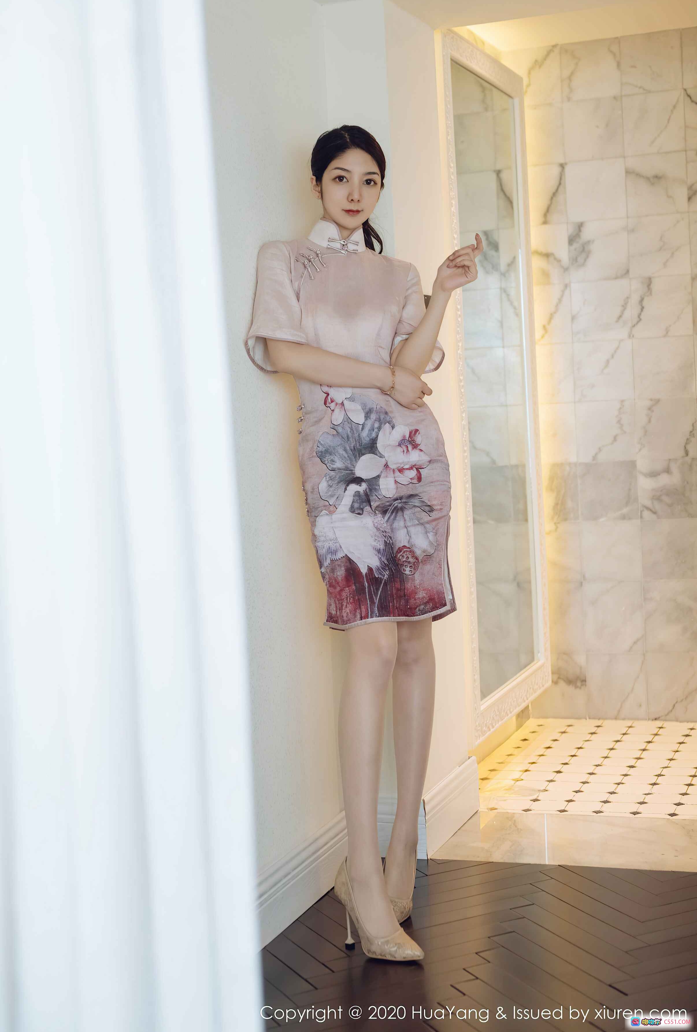 图片[9] - HuaYang花漾2020.09.07 Vol.285 Angela小热巴 绿色吊带裙海边露台写真 高跟美腿优雅姿态 - 就要吻