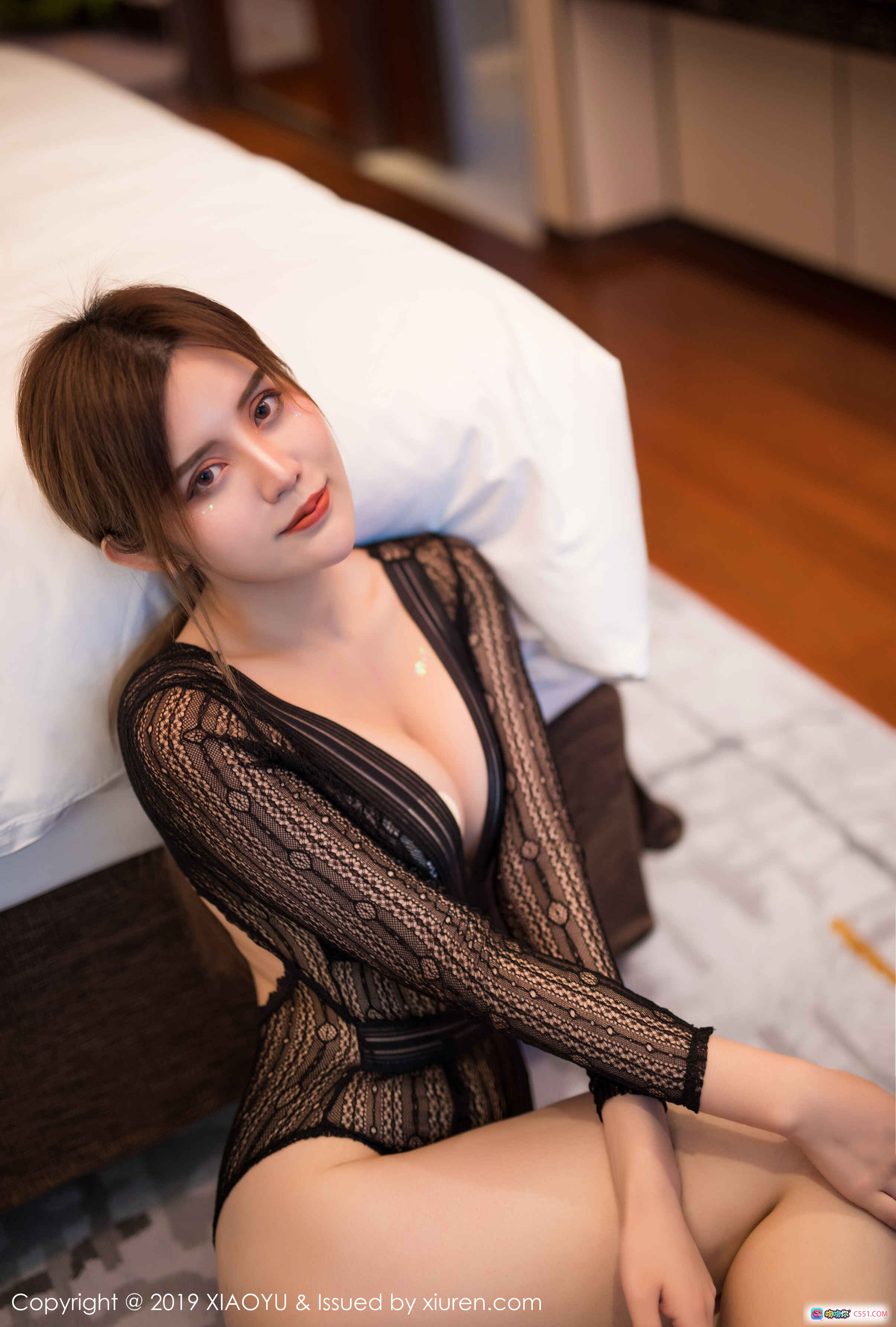 图片[1] - XIAOYU语画界2019.05.06 VOL.064 Cris卓娅祺 黑色蕾丝透视内衣 优雅性感写真 床上私房美拍 高清摄影图集 - 就要吻