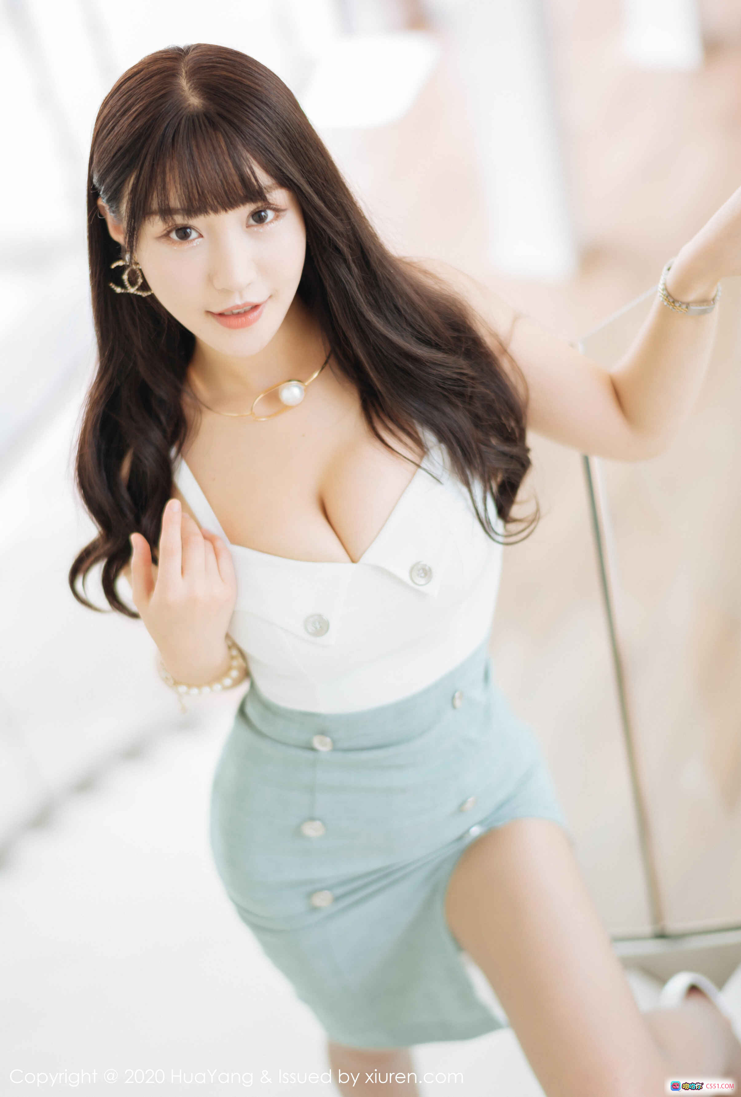 图片[7] - 朱可儿Flower性感写真 | 白色吊带上衣+浅蓝短裙 | 优雅珍珠项链 | 花漾HuaYang Vol.226 2020.03.11 - 就要吻