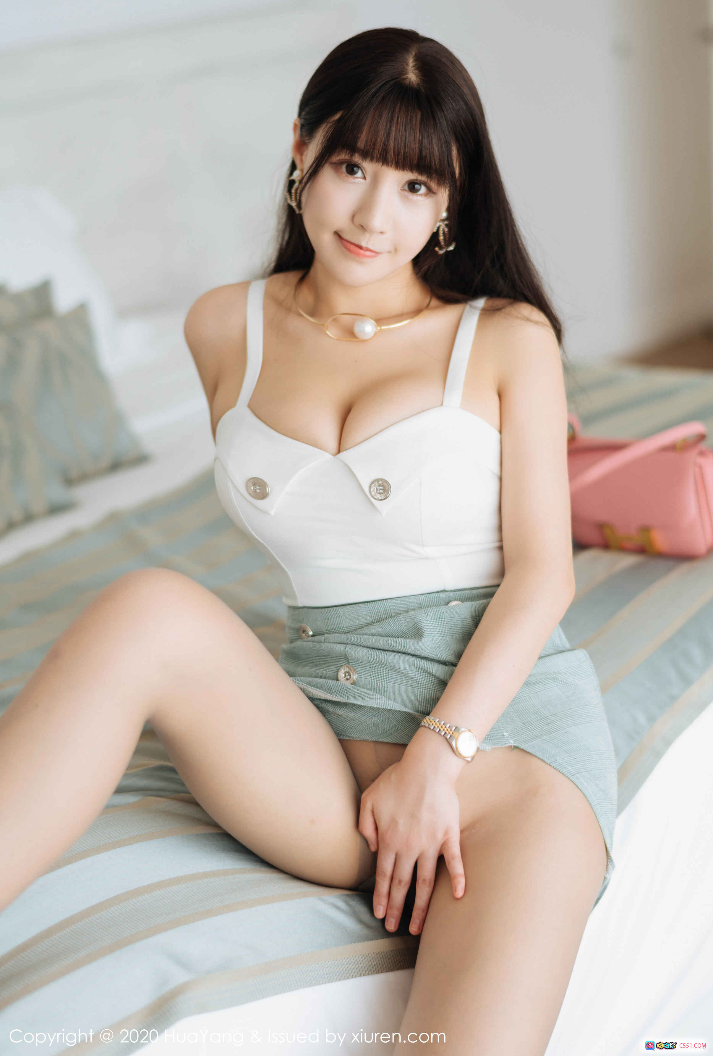 图片[6] - 朱可儿Flower性感写真 | 白色吊带上衣+浅蓝短裙 | 优雅珍珠项链 | 花漾HuaYang Vol.226 2020.03.11 - 就要吻