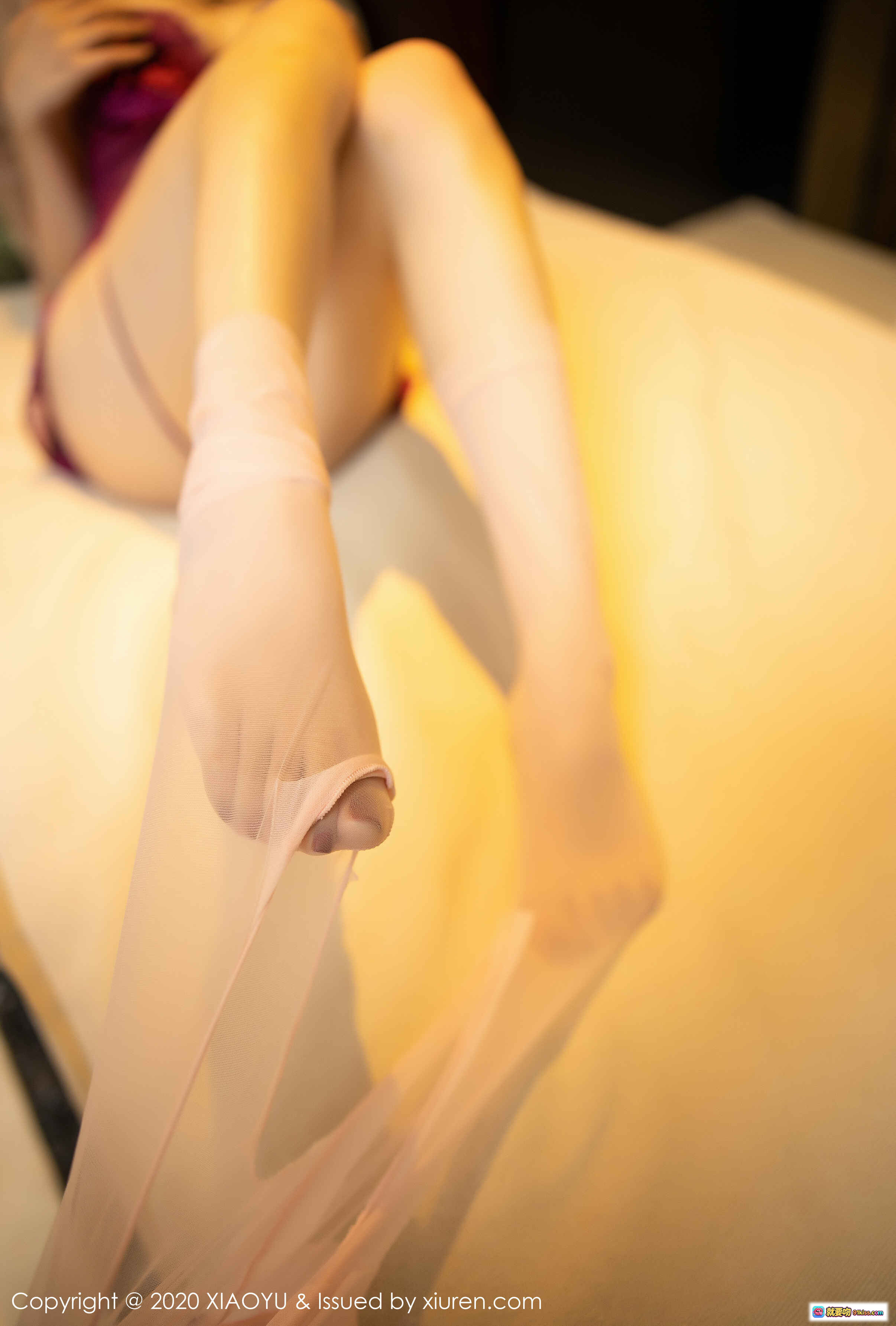 图片[5] - 芝芝Booty性感写真：紫色蕾丝内衣+透明丝袜+床上诱惑姿势，XIAOYU语画界2020年4月23日VOL.295高清美图 - 就要吻