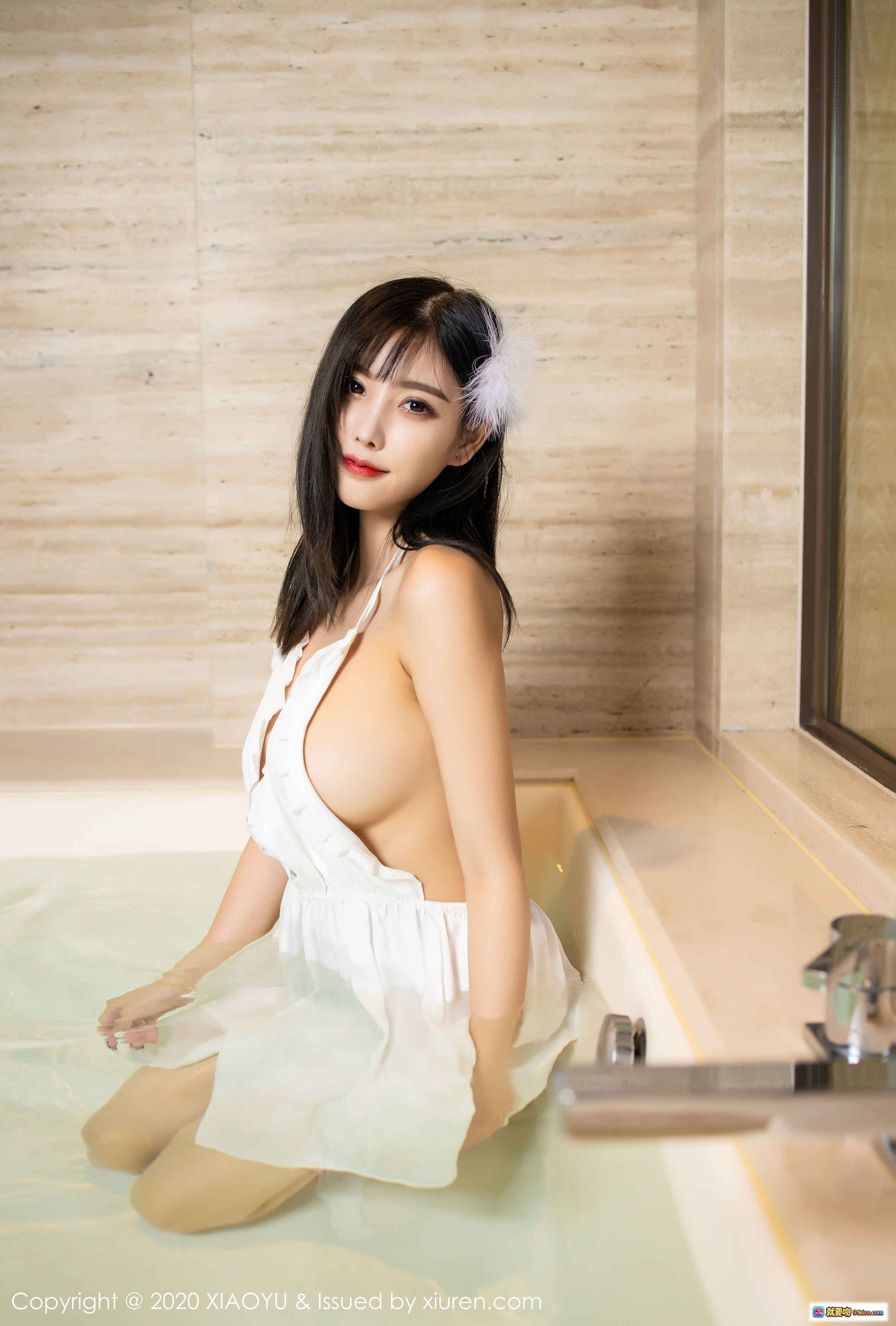 图片[7] - 杨晨晨Sugar性感写真：白色蕾丝内衣+丝袜高跟床照，酒店私房美腿诱惑，XIAOYU语画界2020 VOL.234高清图集 - 就要吻