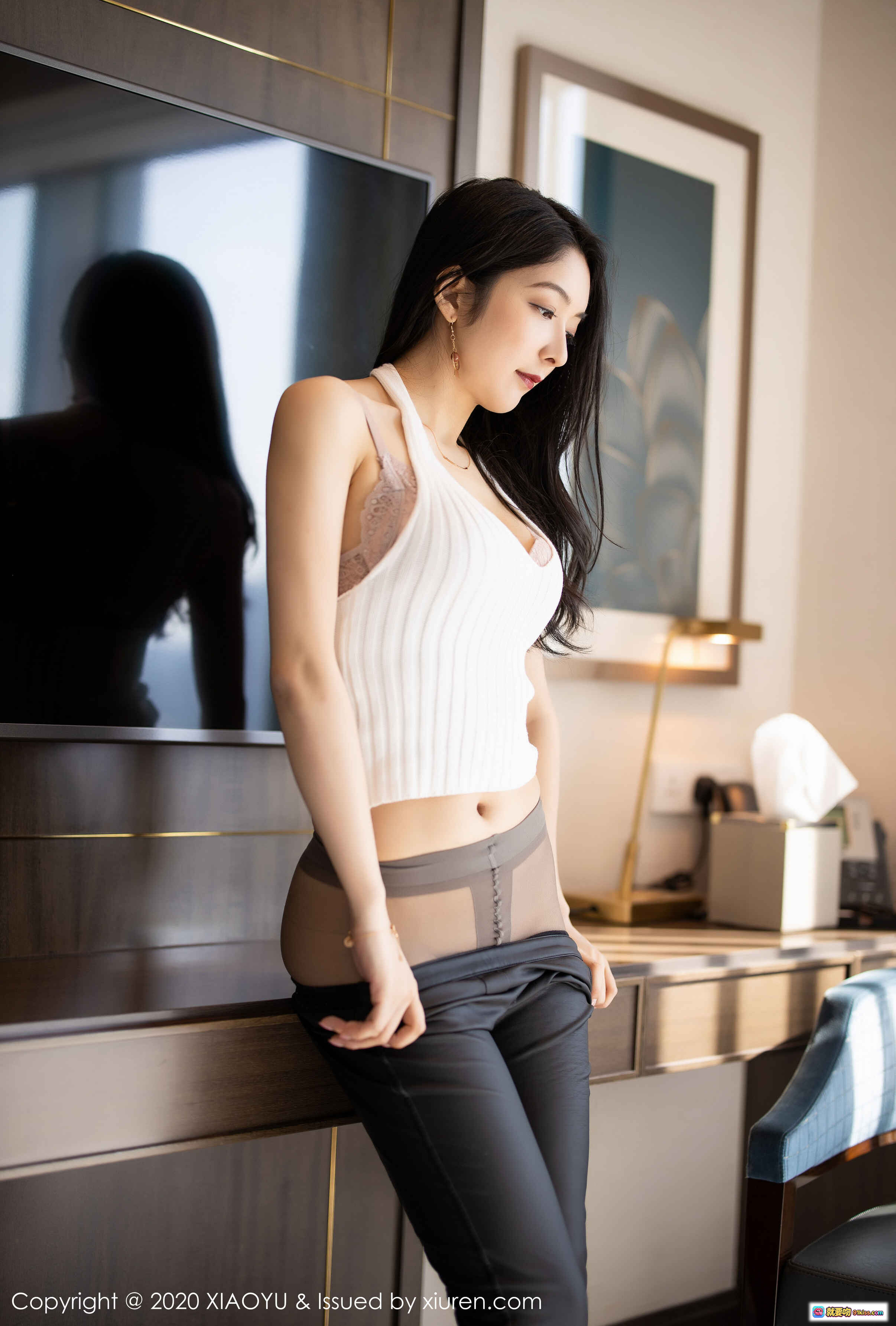 图片[6] - Angela小热巴白色针织背心搭配黑色皮裤性感写真 – XIAOYU语画界VOL.229高清美图 - 就要吻