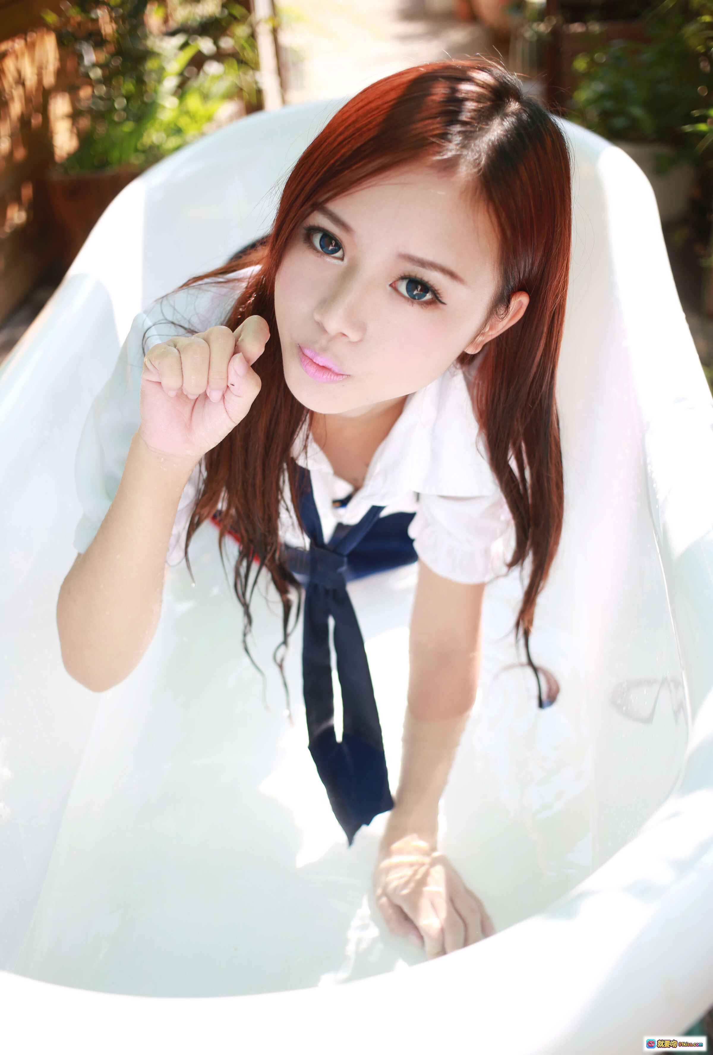 图片[3] - 邻家少女羽住黑裙蕾丝袜写真 | 秀人网2013.09.22 NO.0014阳光窗边私房美拍 - 就要吻