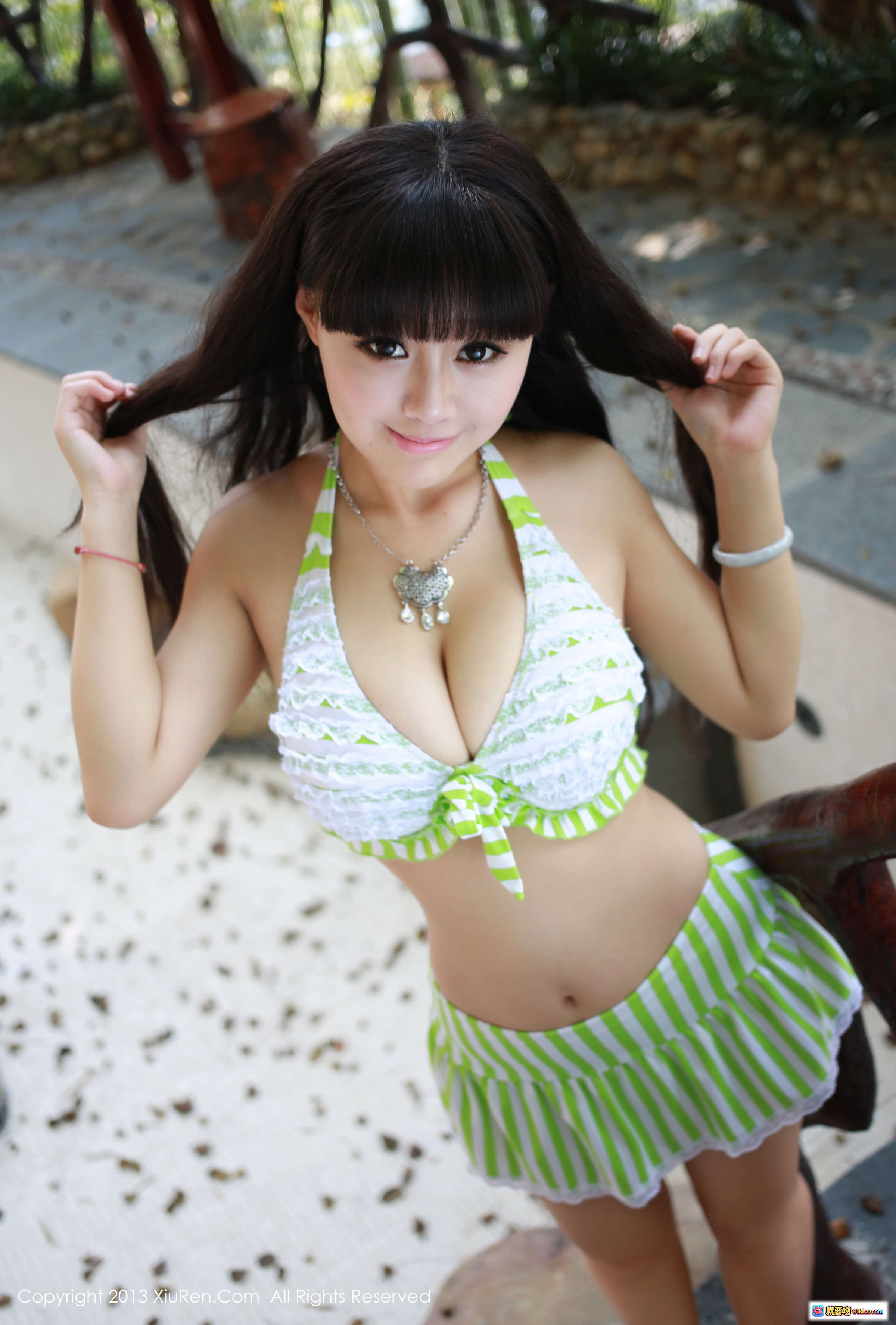 图片[9] - XIUREN秀人网2013.11.16 No.048 Barbie可儿 粉色蕾丝睡衣 性感甜美 珍珠项链 窗边柔光写真 - 就要吻