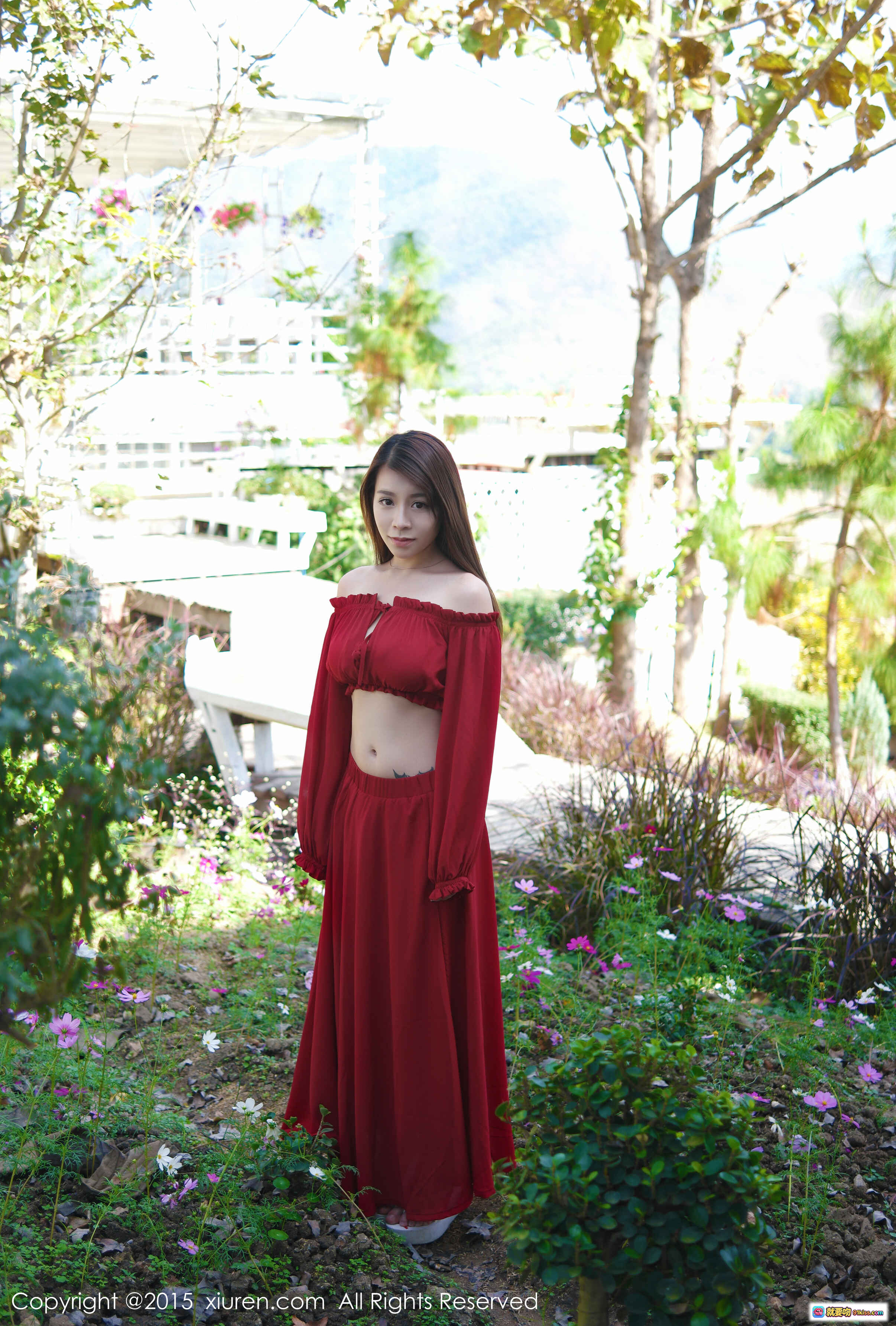 图片[6] - XIUREN秀人网2015.03.04 NO.303 vetiver嘉宝贝儿 红色露肩上衣户外写真 自然风景背景 甜美气质少女 49张高清图集 - 就要吻