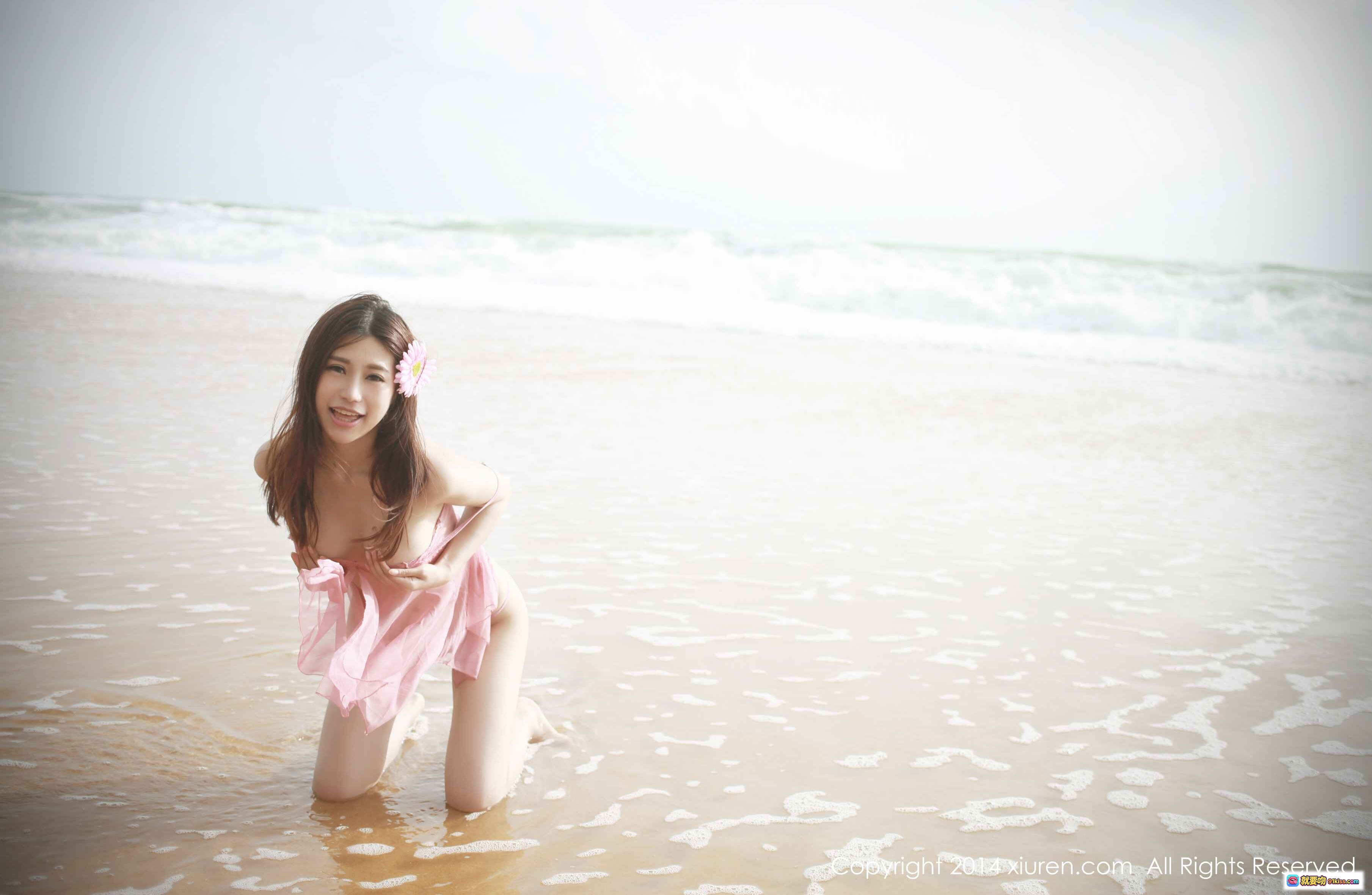 图片[2] - 绮里嘉ula泳池写真 | 白色比基尼性感美胸 | 秀人网2014高清私房照 - 就要吻