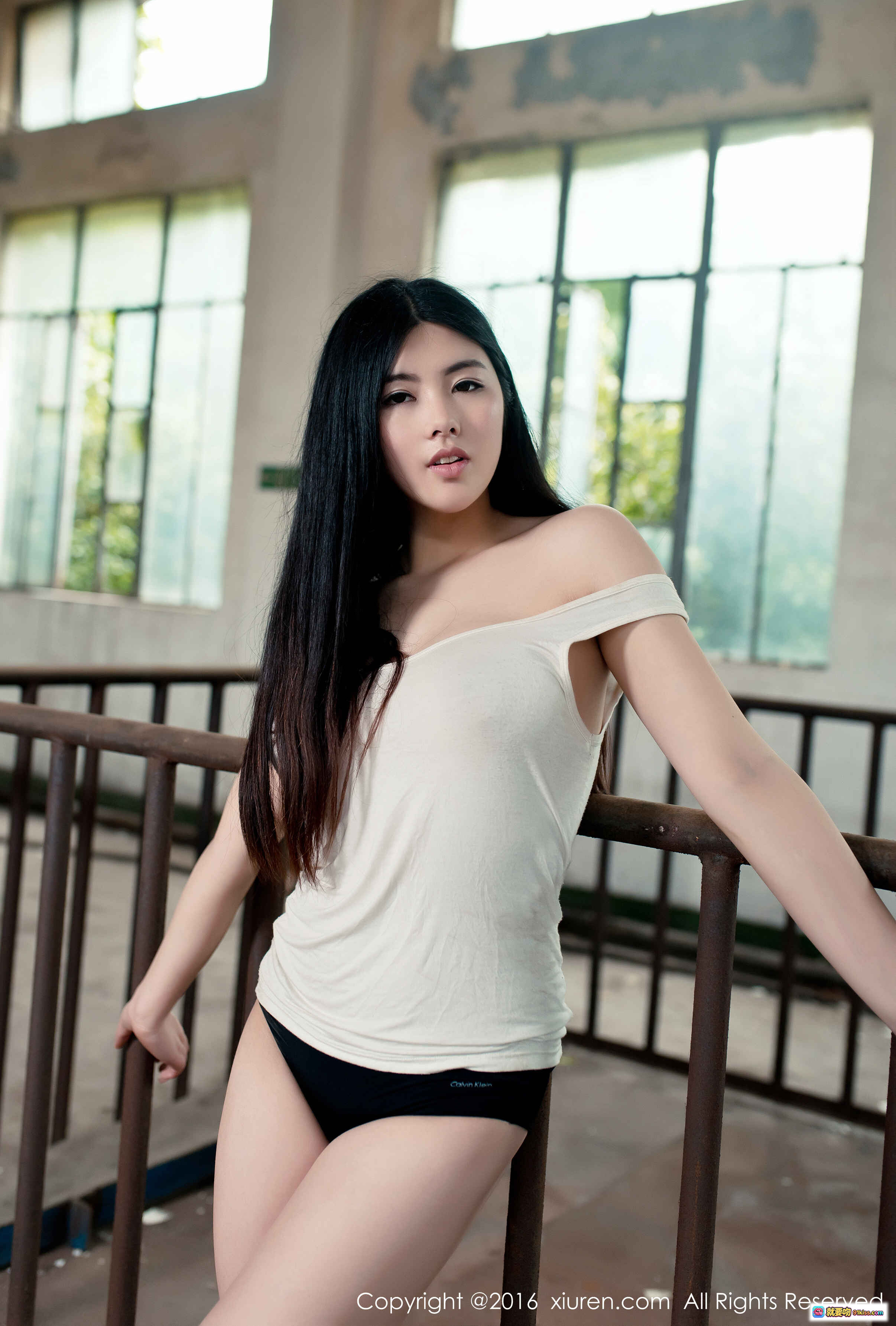 图片[5] - 娜露Selena黑发性感写真 | XIUREN秀人网2016.05.03 No.518 | 窗边倚靠优雅姿态 | 高清私房美图 - 就要吻