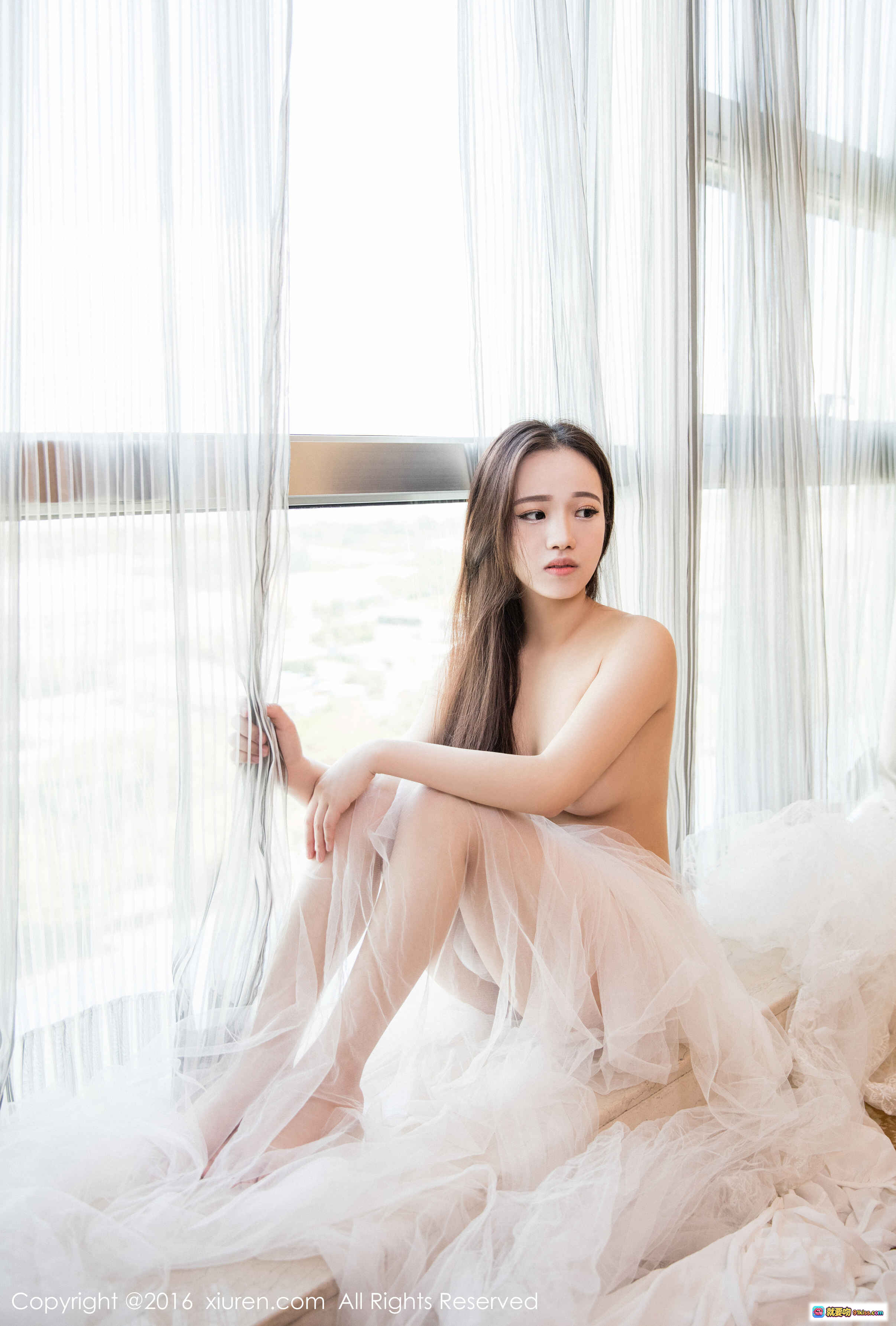 图片[8] - baby嘉茵窗边写真 | 秀人网2016清新长发少女 | 白纱透视柔美私房照 - 就要吻