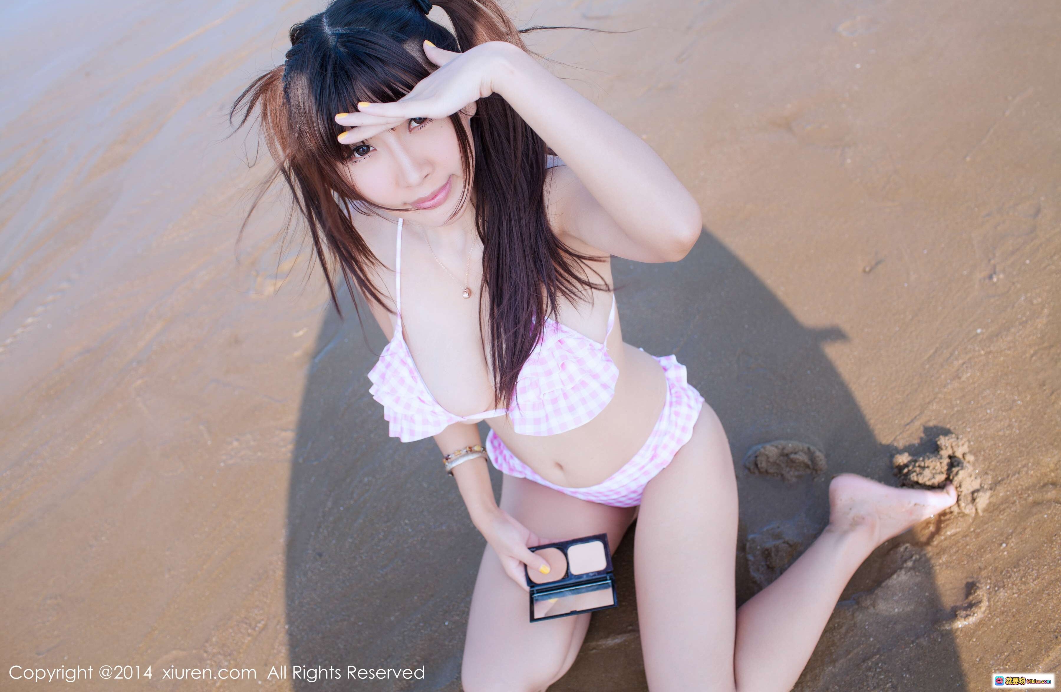 图片[6] - 晓茜Sunny清新蓝上衣白比基尼写真 木质背景甜美性感私房照 XIUREN秀人网2014精选 - 就要吻