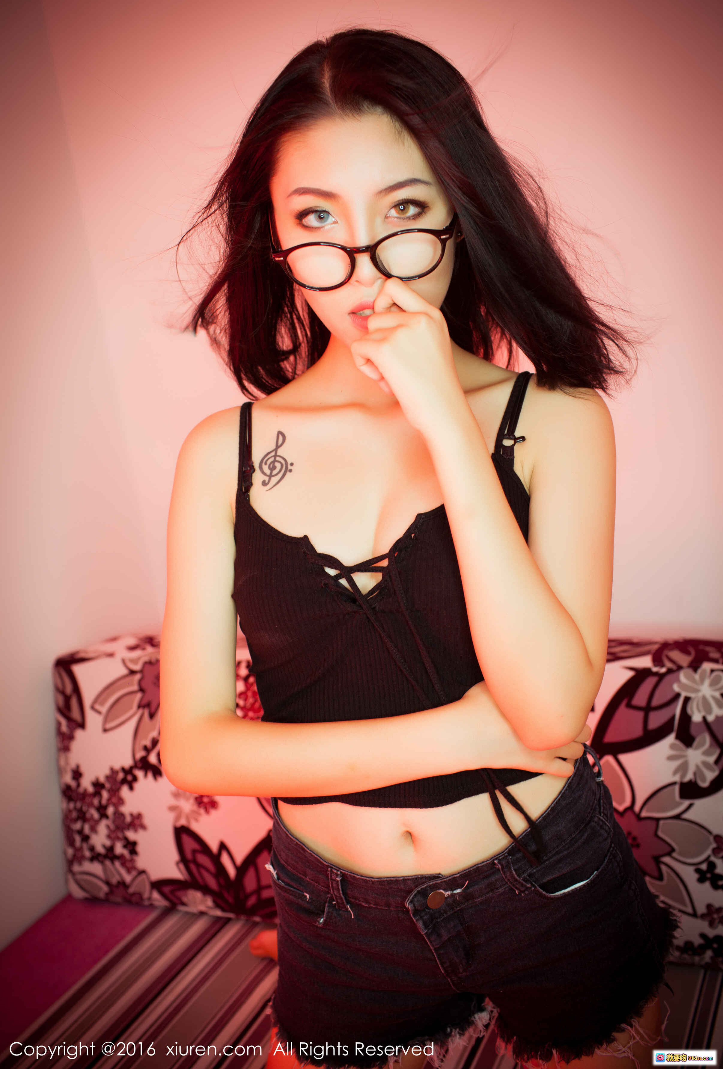 图片[3] - XIUREN秀人网2016.10.14 NO.617 BOBO_xk 黑发性感写真 美腿黑丝内衣私房照 49P高清图集 - 就要吻