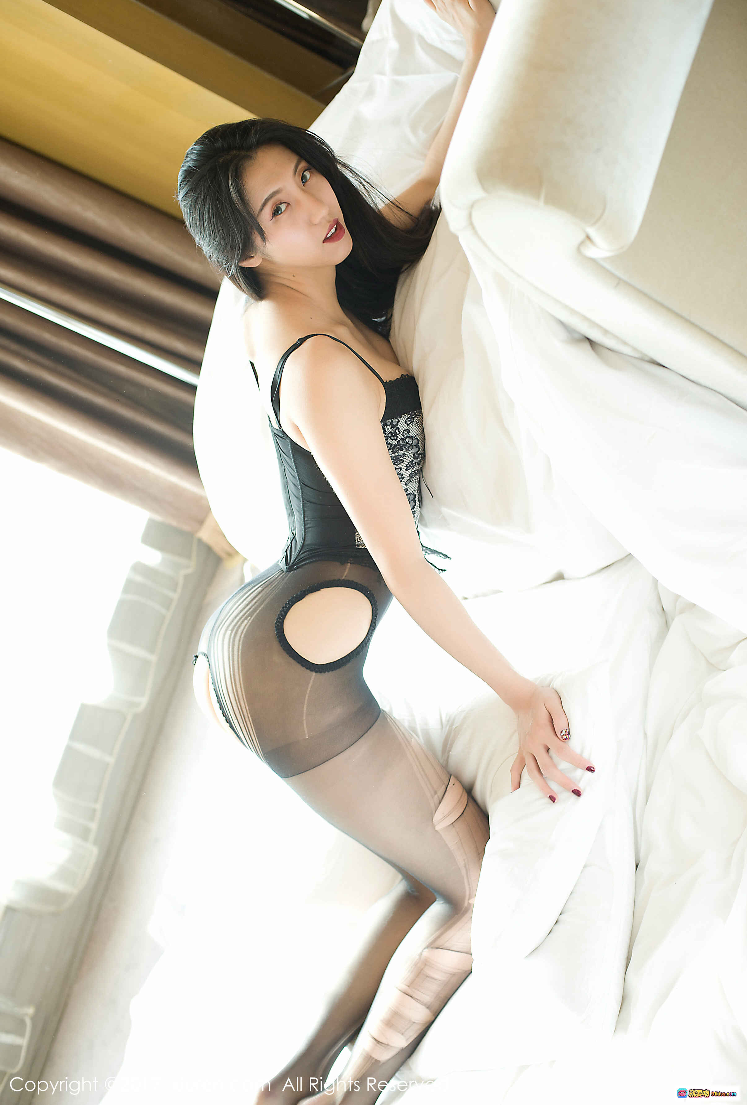 图片[8] - 大熙性感写真 | 黑色蕾丝内衣+透明丝袜 | 床上慵懒姿态 | XIUREN秀人网2017.03.08 NO.714 - 就要吻