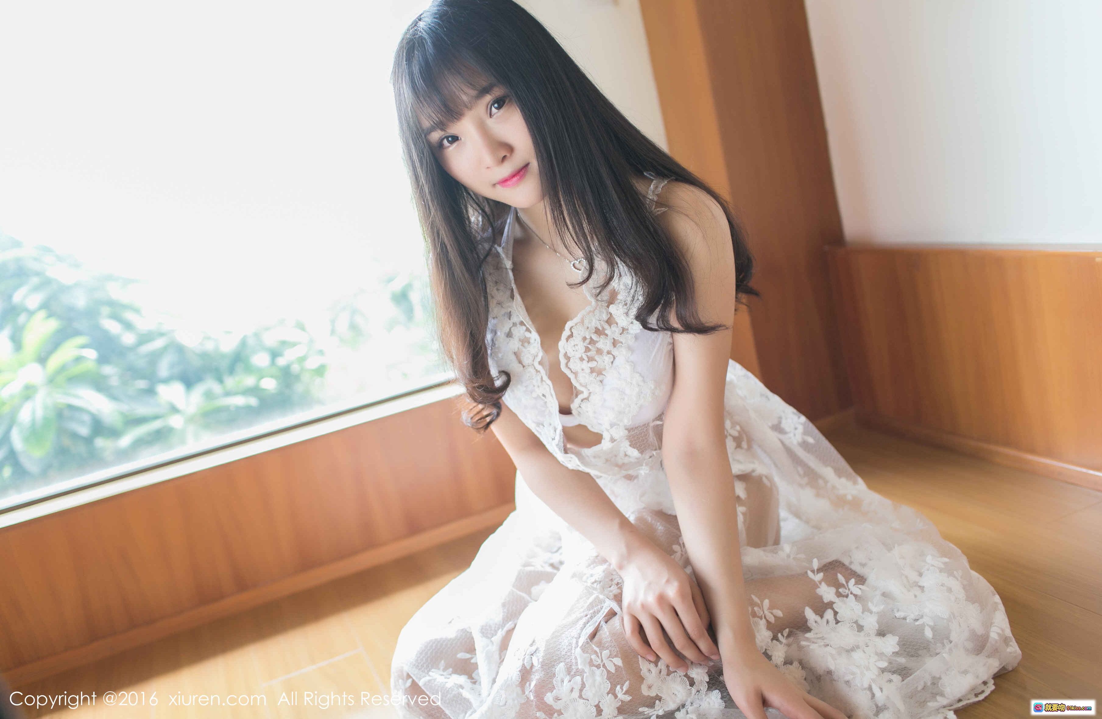 图片[5] - 夏瑶baby粉色荷叶边比基尼写真 – 窗边跪姿性感私房照 – XIUREN秀人网2016.06.02 No.531 - 就要吻