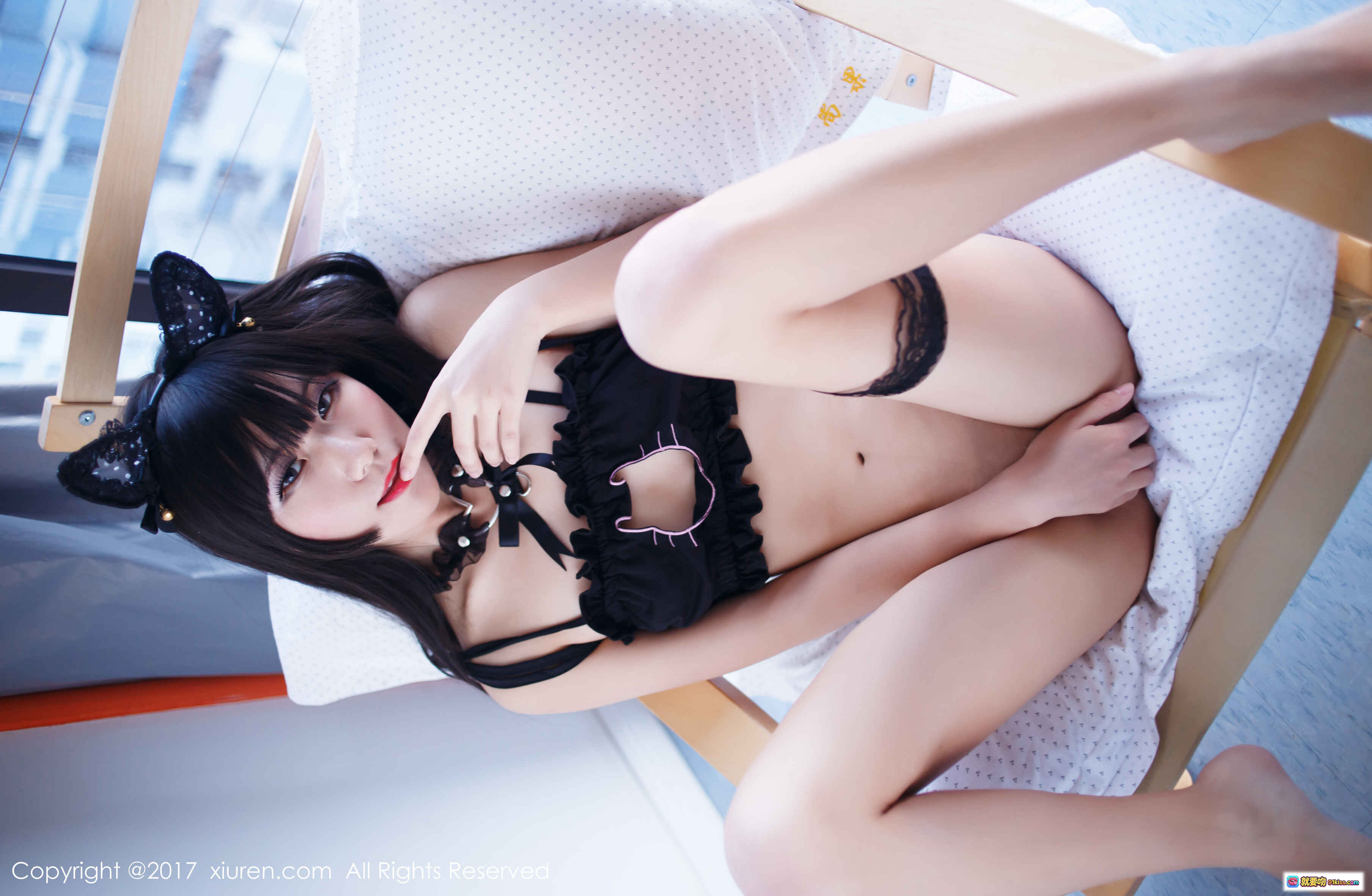 图片[3] - 香风提比cos写真 | 白蓝裙装+条纹过膝袜 | 秀人网No.676高清美图 | 2017年1月9日发布 - 就要吻