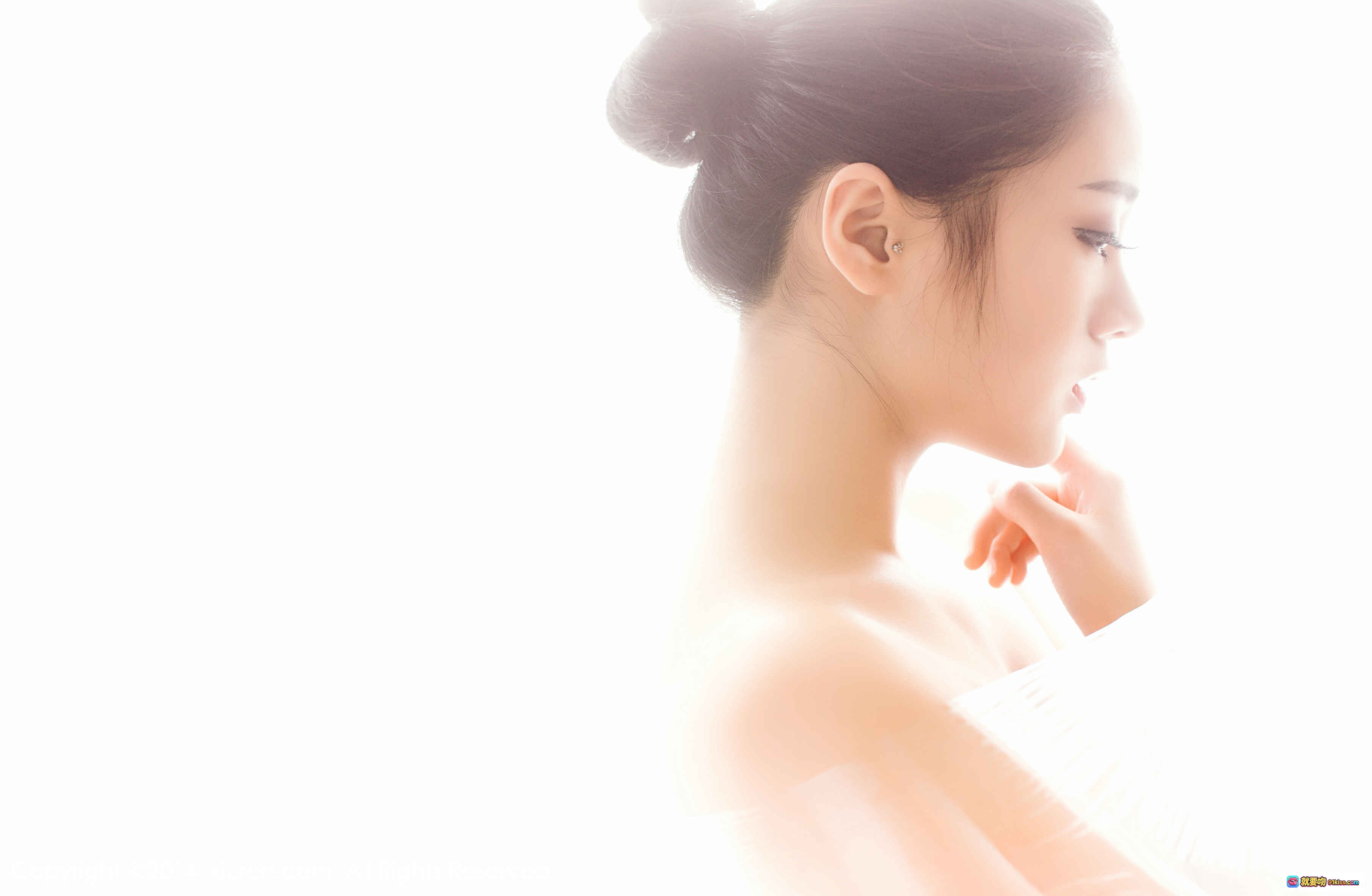 图片[3] - YOYO苏小苏纯白玫瑰写真·秀人网2014性感唯美裸背艺术照·50P高清图集 - 就要吻