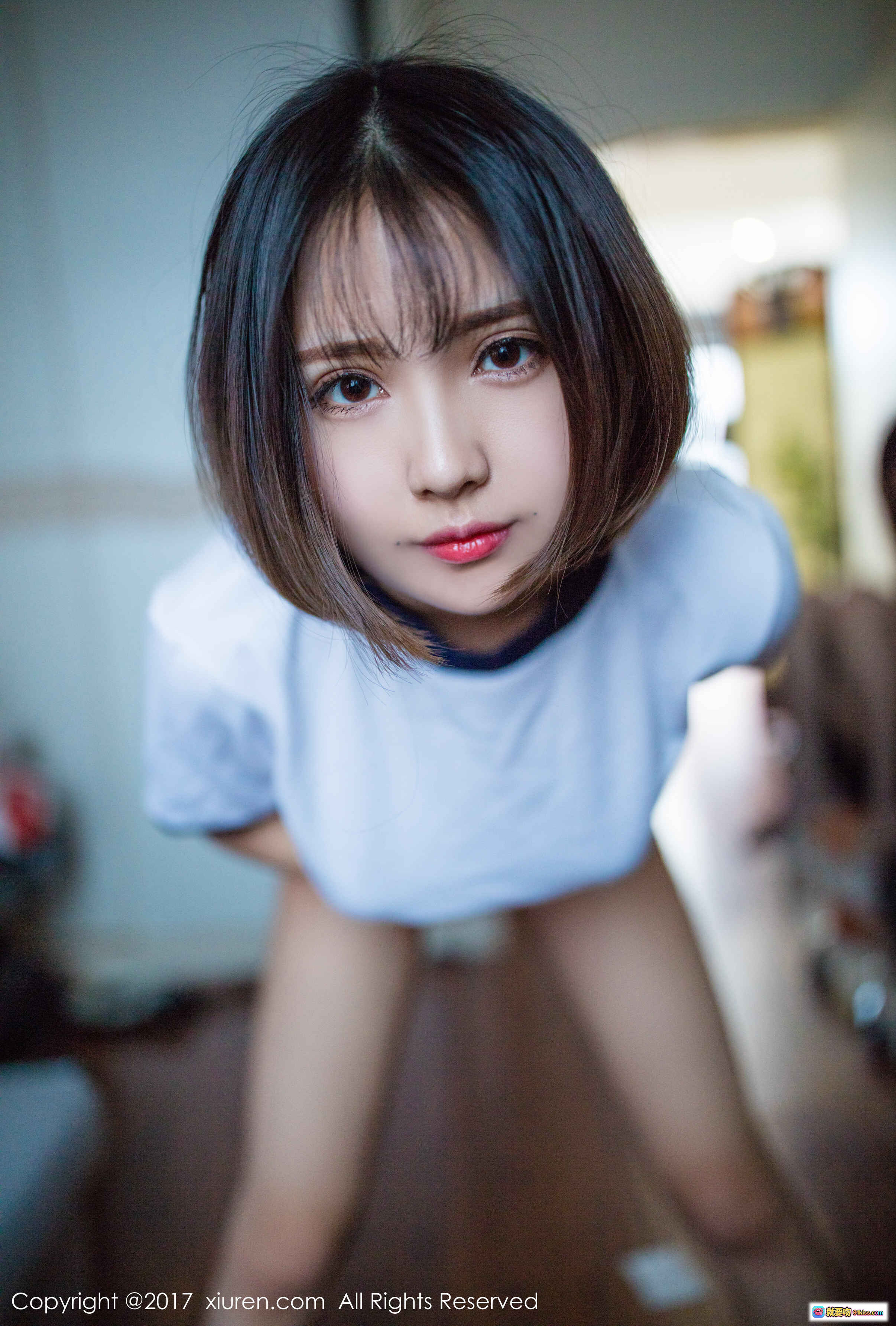 图片[2] - 小魔女奈奈短发清纯写真 – 白色T恤露脐装搭配卡通内裤 – XIUREN秀人网2017年4月11日No.736高清图集 - 就要吻