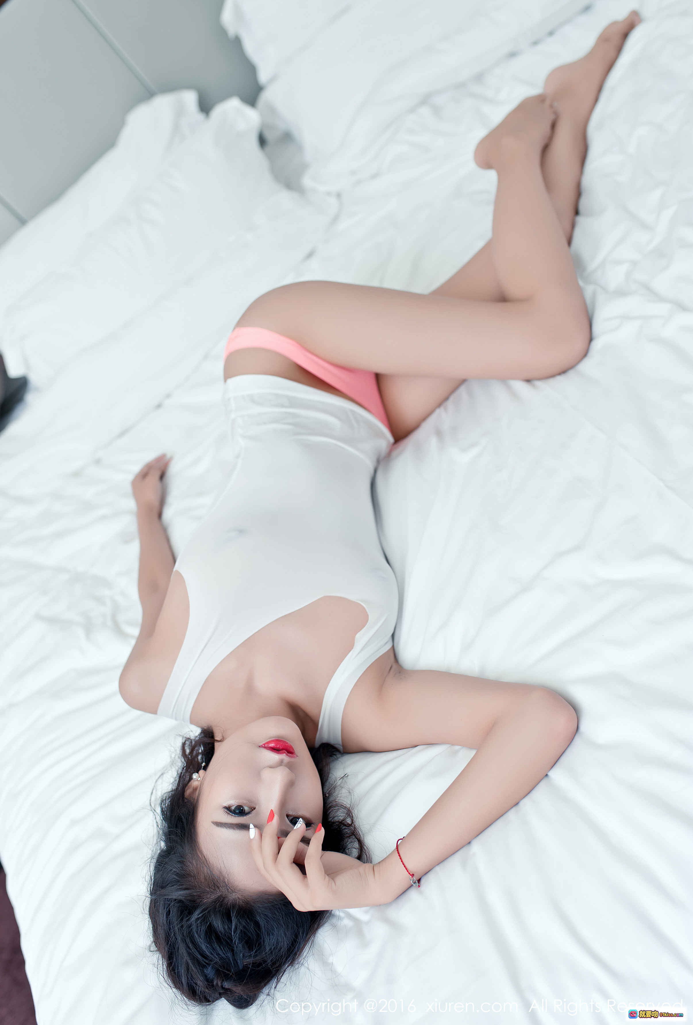 图片[2] - 梅哥浴缸泡沫写真 – XIUREN秀人网2016.08.31 No.590 白色吊带湿发性感私房照 - 就要吻